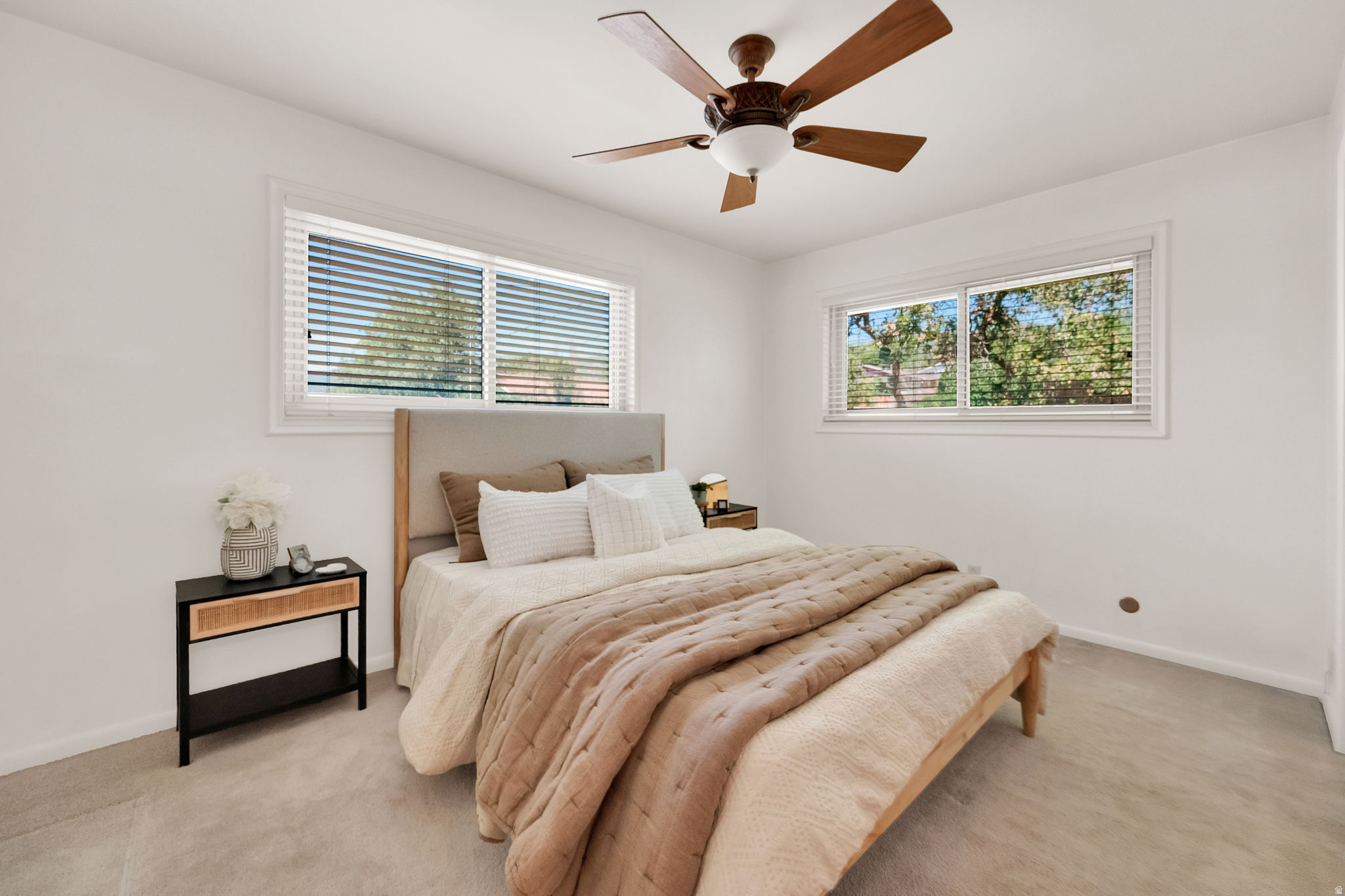 PARADISE HILLS - Residential
