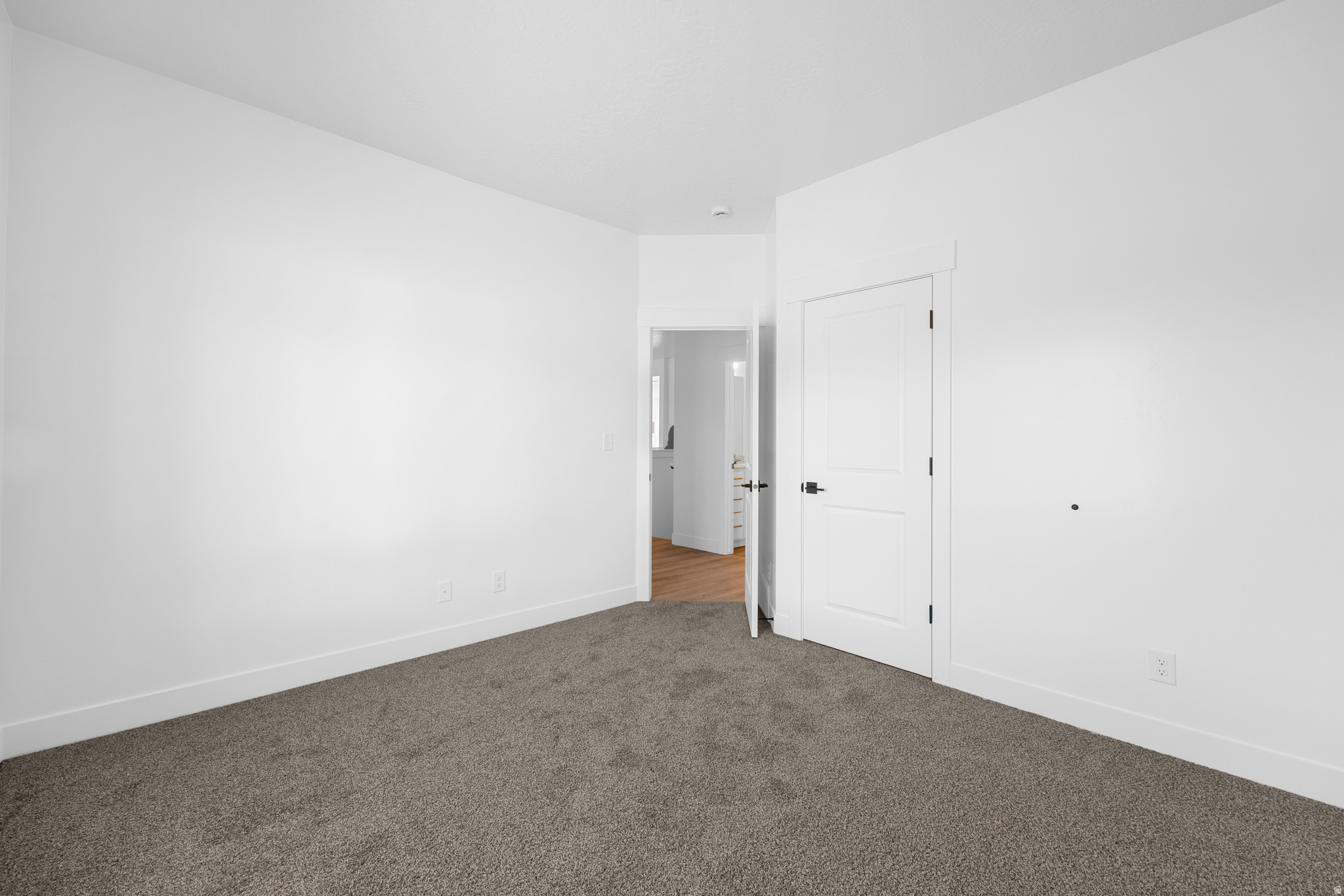 OAKRIDGE COVE - Residential