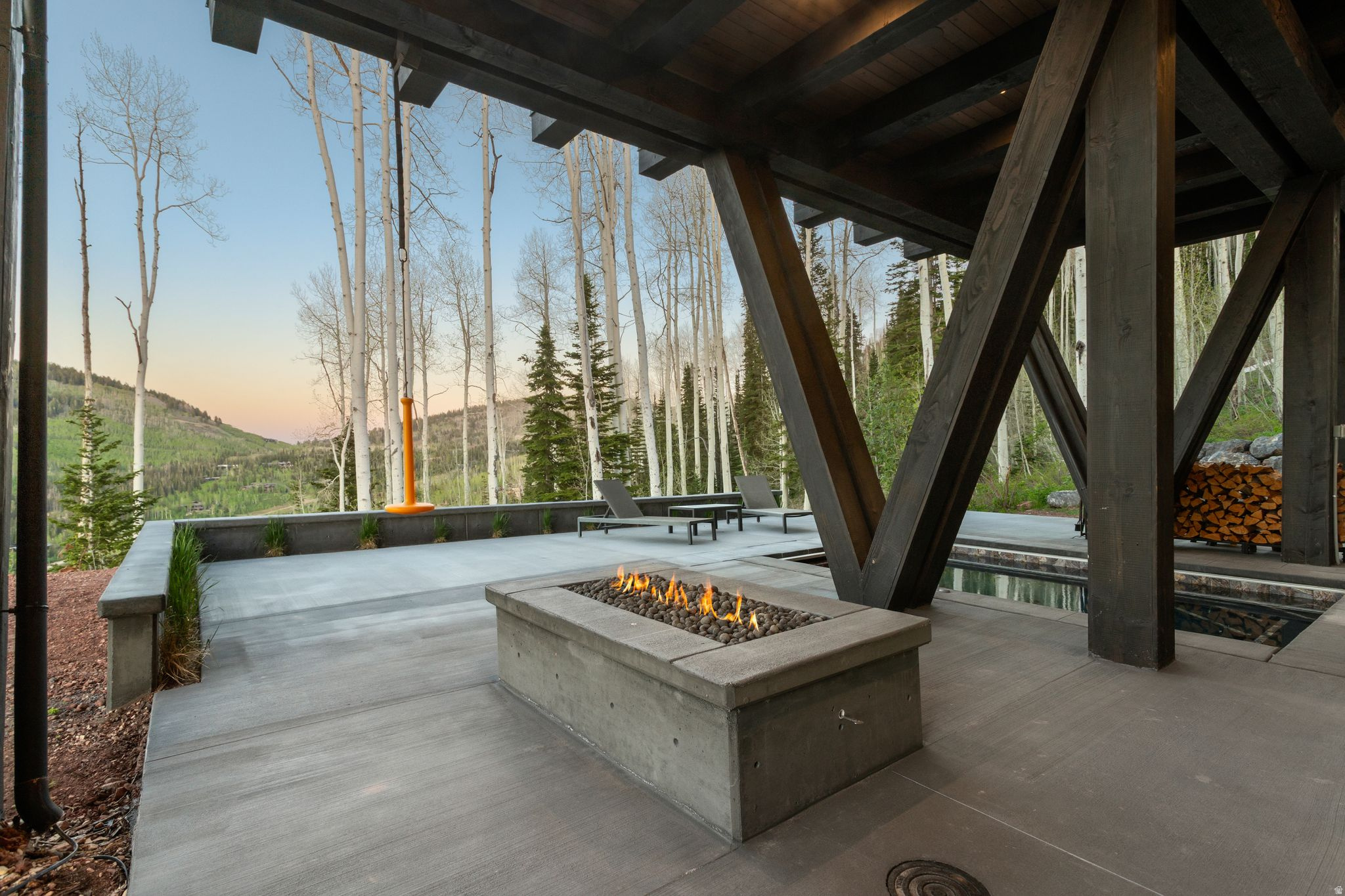 COLONY AT WHITE PINE - Residential