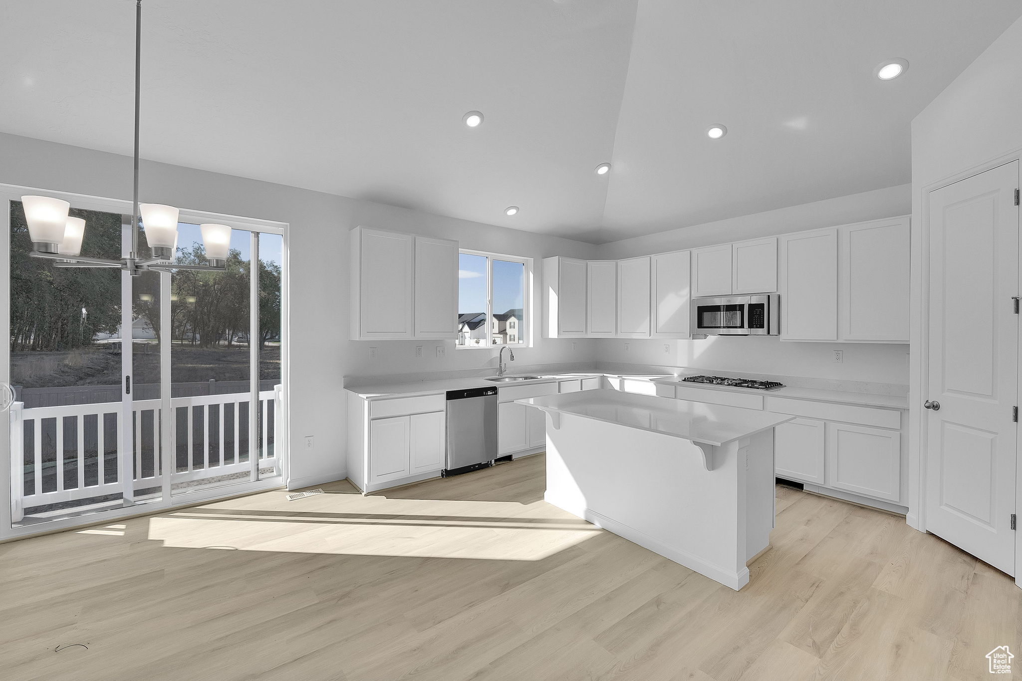 PASTURES AT SADDLEBACK - Residential