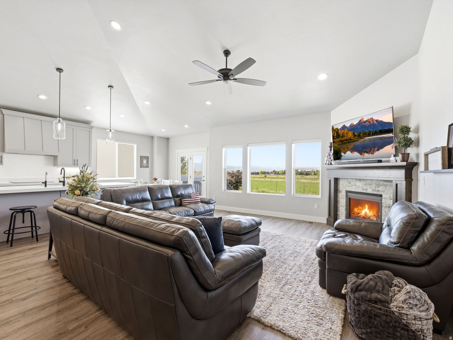 MAJOR ESTATES PHASE 1 - Residential
