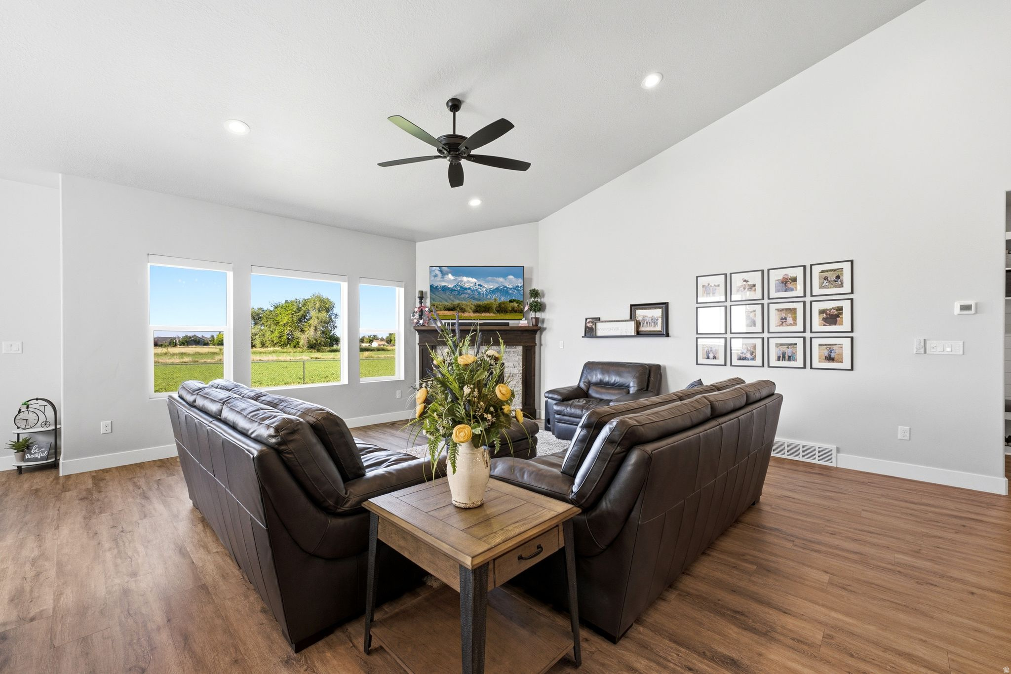 MAJOR ESTATES PHASE 1 - Residential