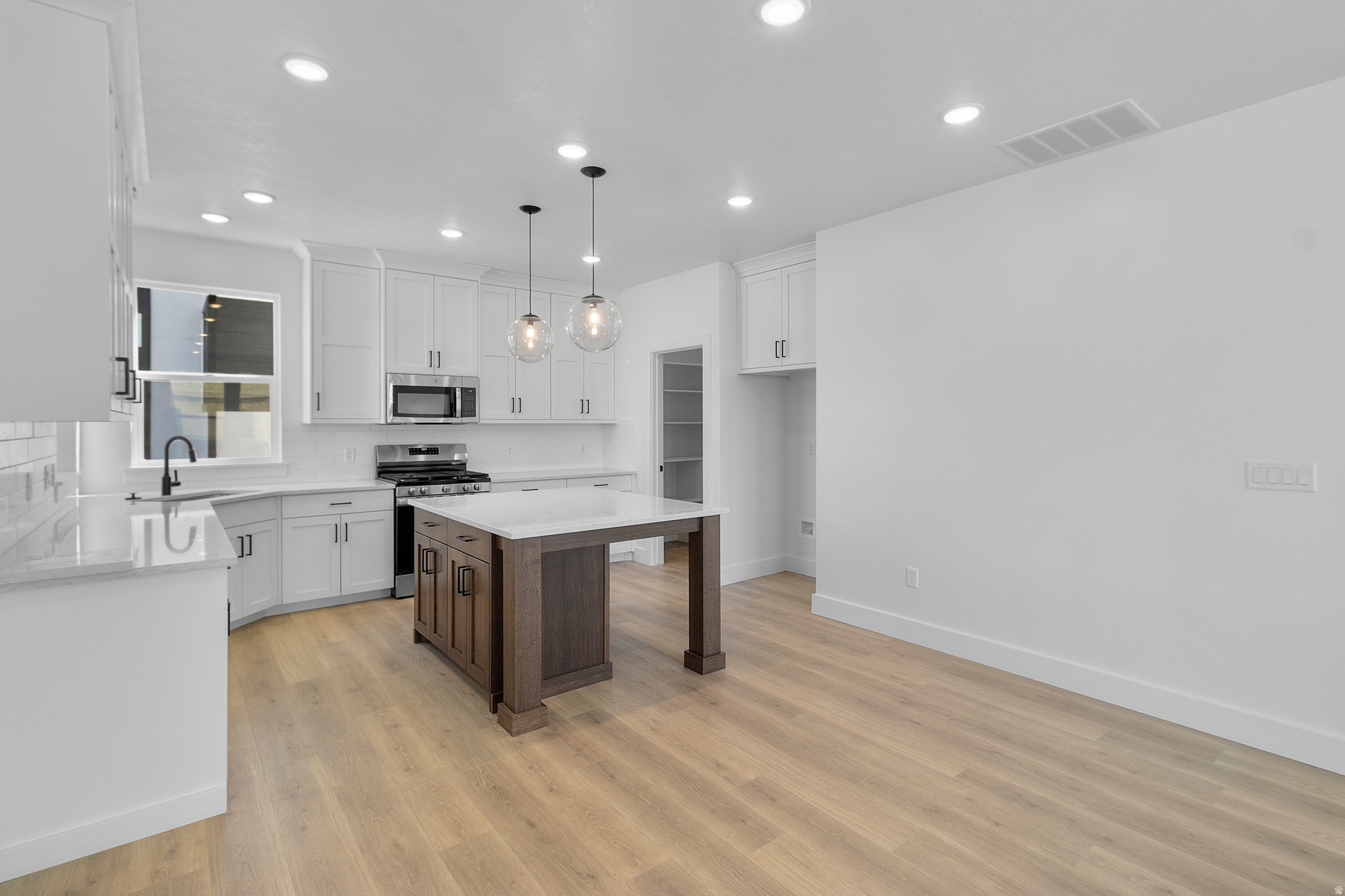 RIDGELINE PARK - Residential