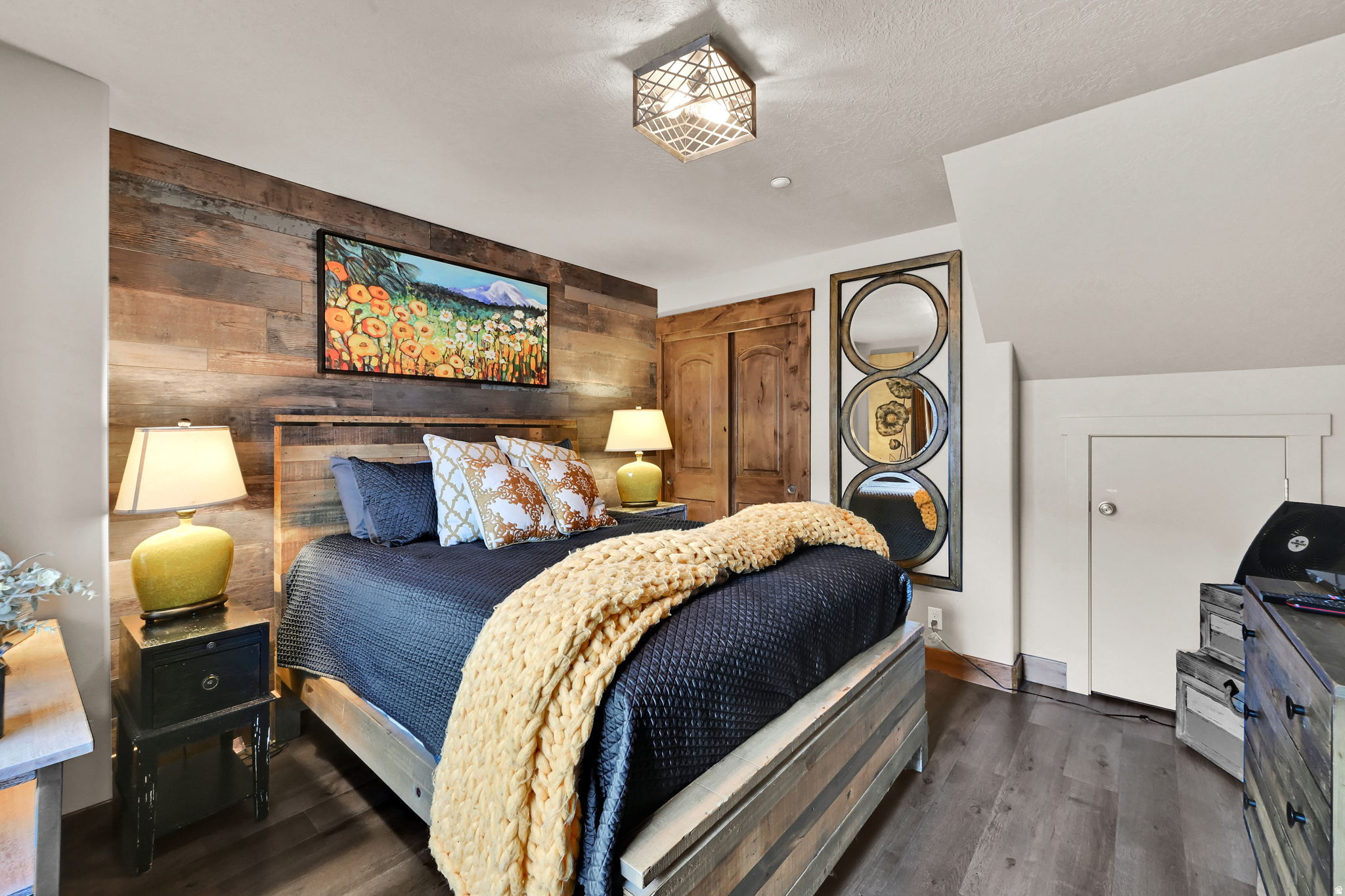 MOOSE HOLLOW - Residential