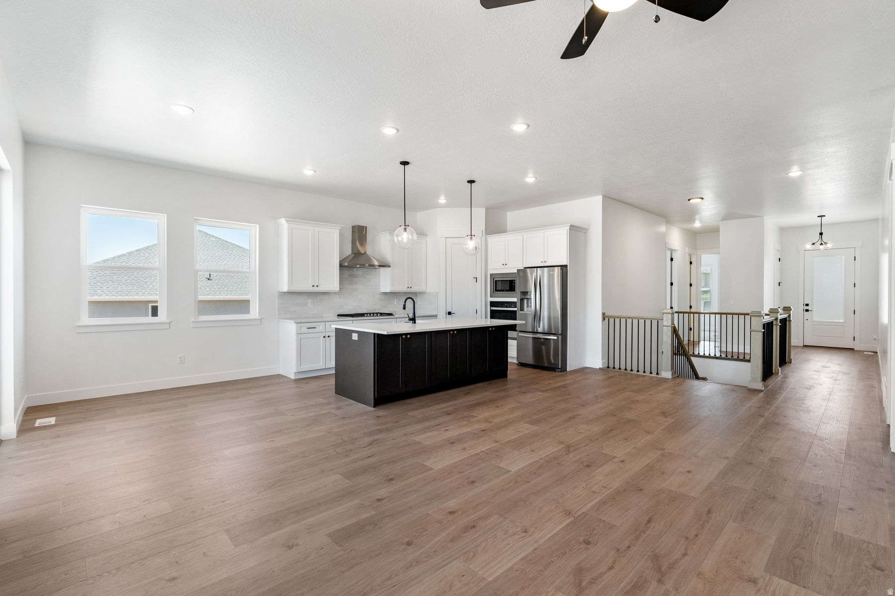 VISTAS AT SUMMIT RDG - Residential