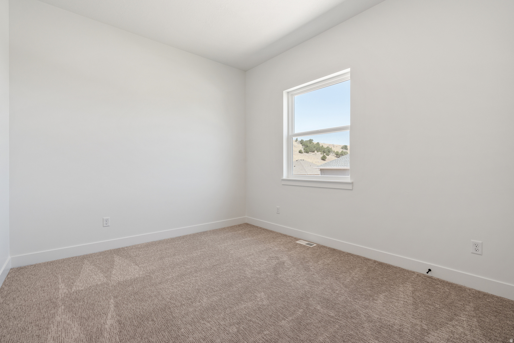 VISTAS AT SUMMIT RDG - Residential