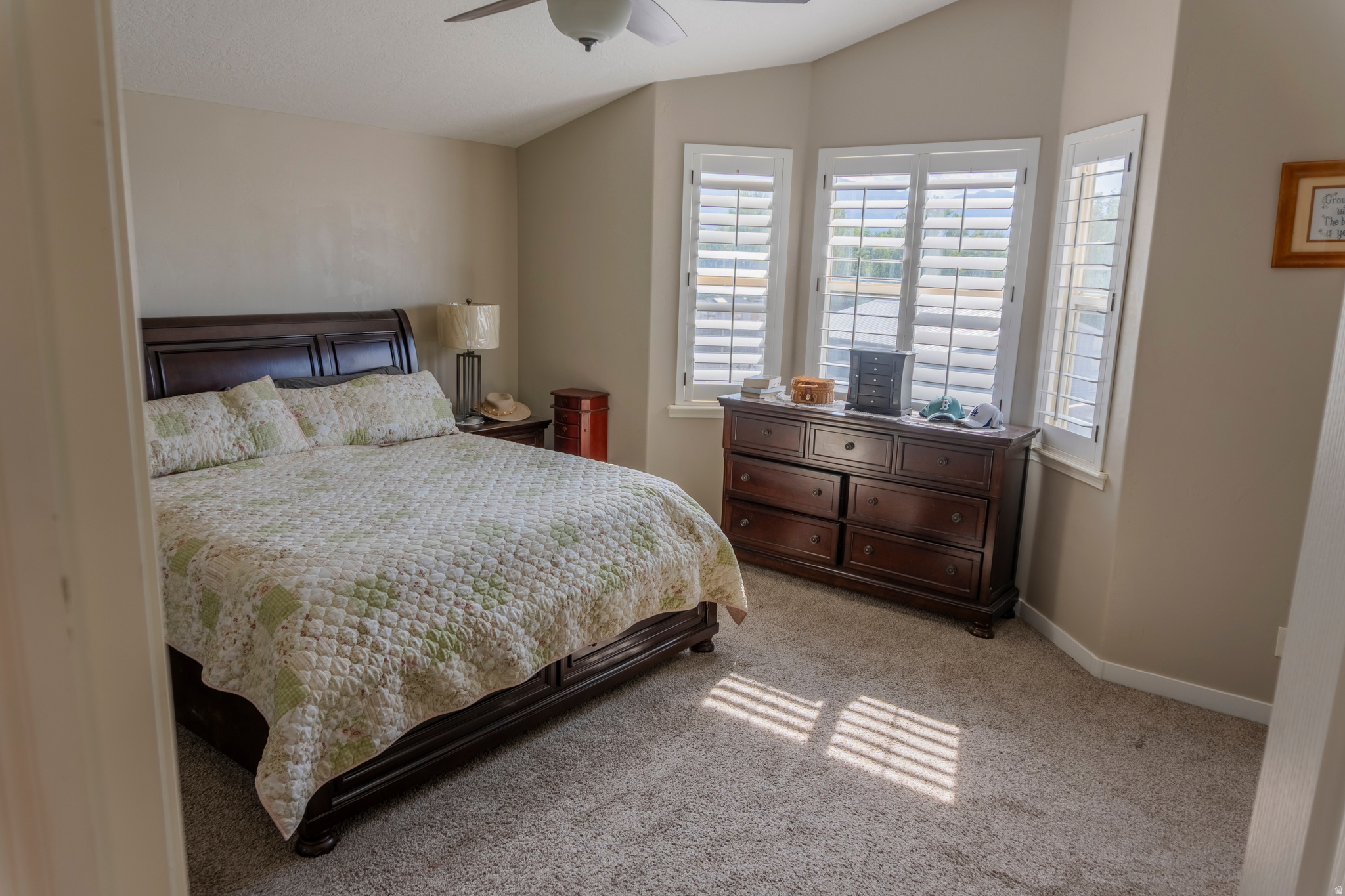 SOUTH WILLOW - Residential
