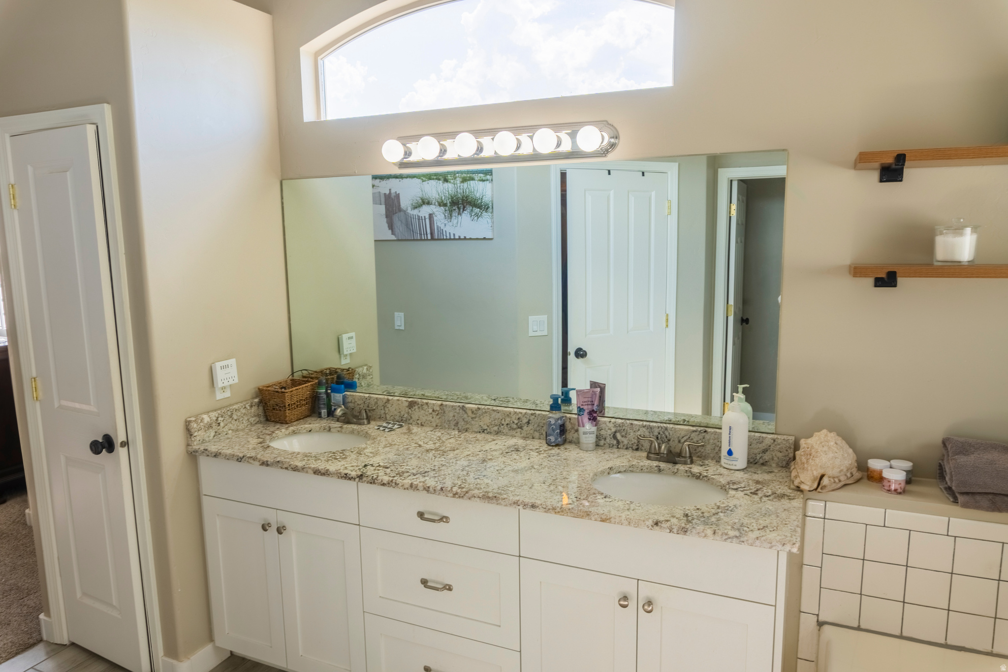 SOUTH WILLOW - Residential