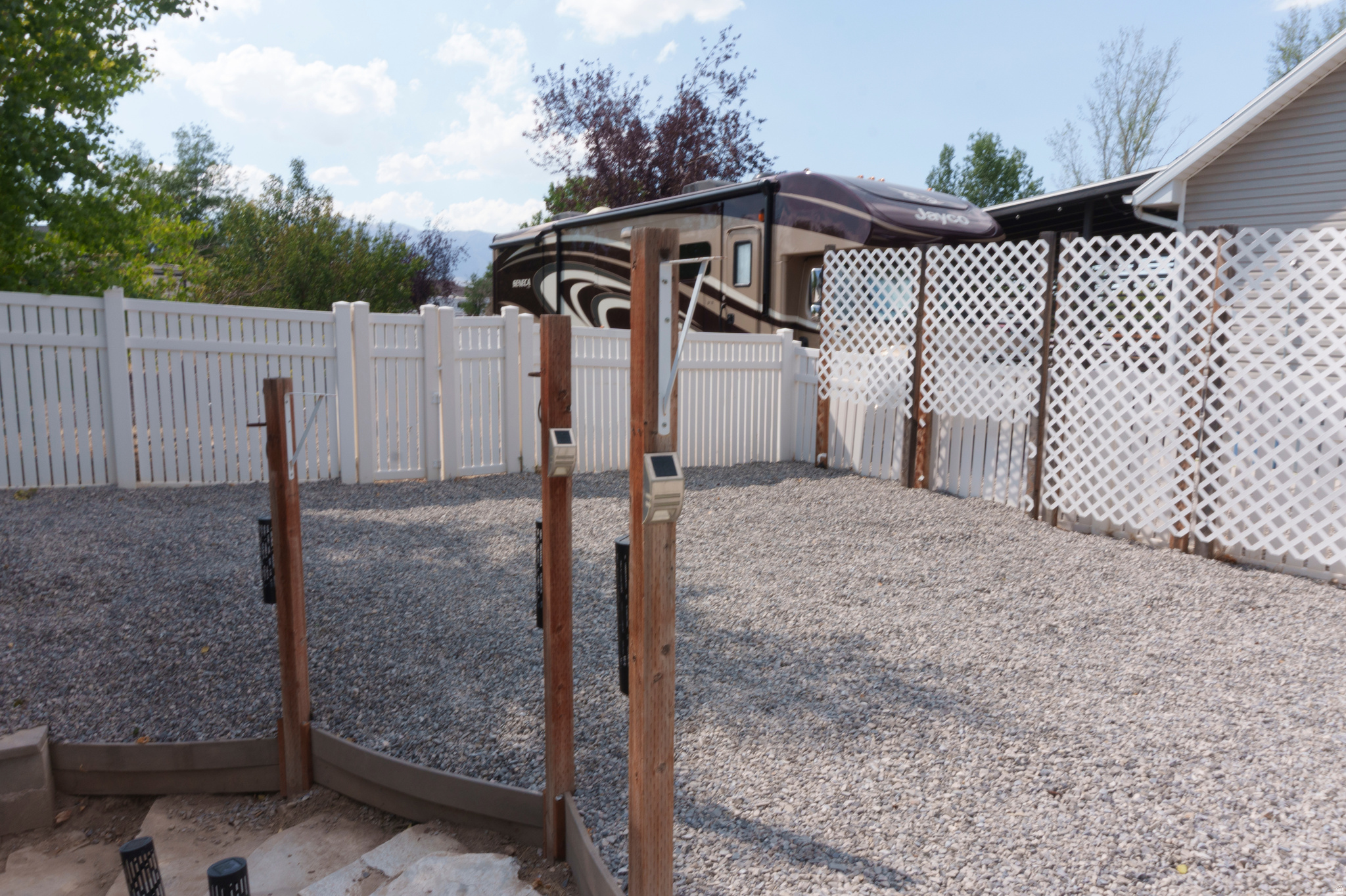 SOUTH WILLOW - Residential