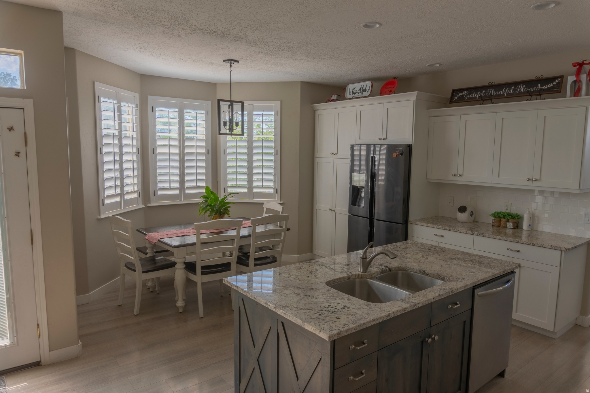 SOUTH WILLOW - Residential