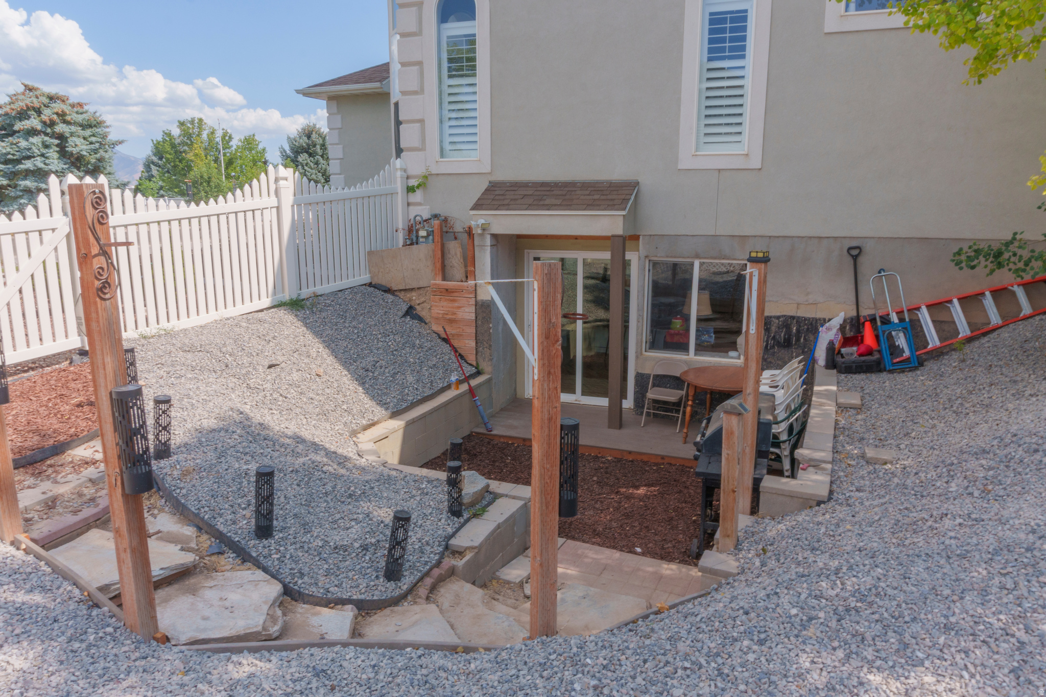 SOUTH WILLOW - Residential