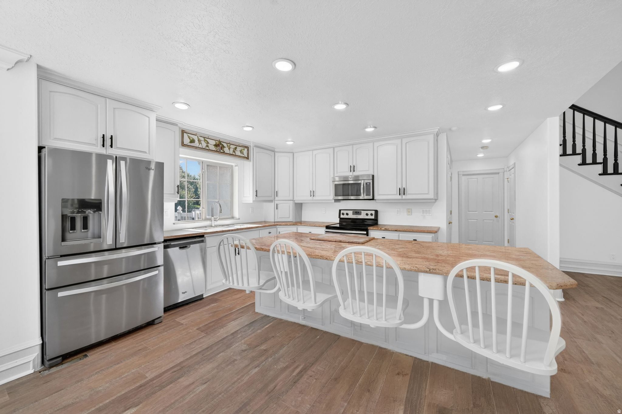 COUNTRY SPRINGS - Residential