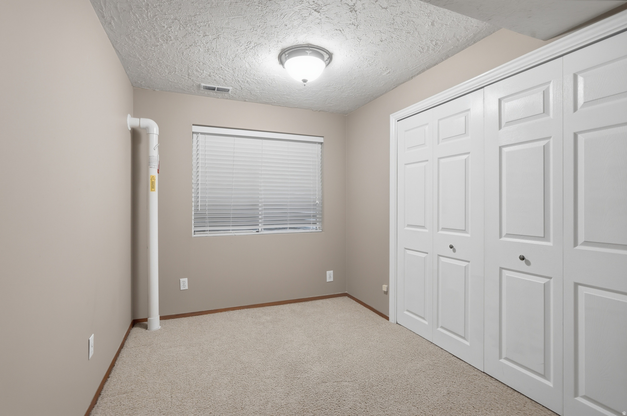 HIDDEN OAKS - Residential