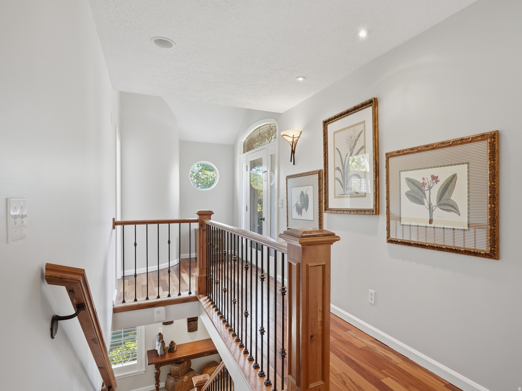 HIDDEN OAKS - Residential