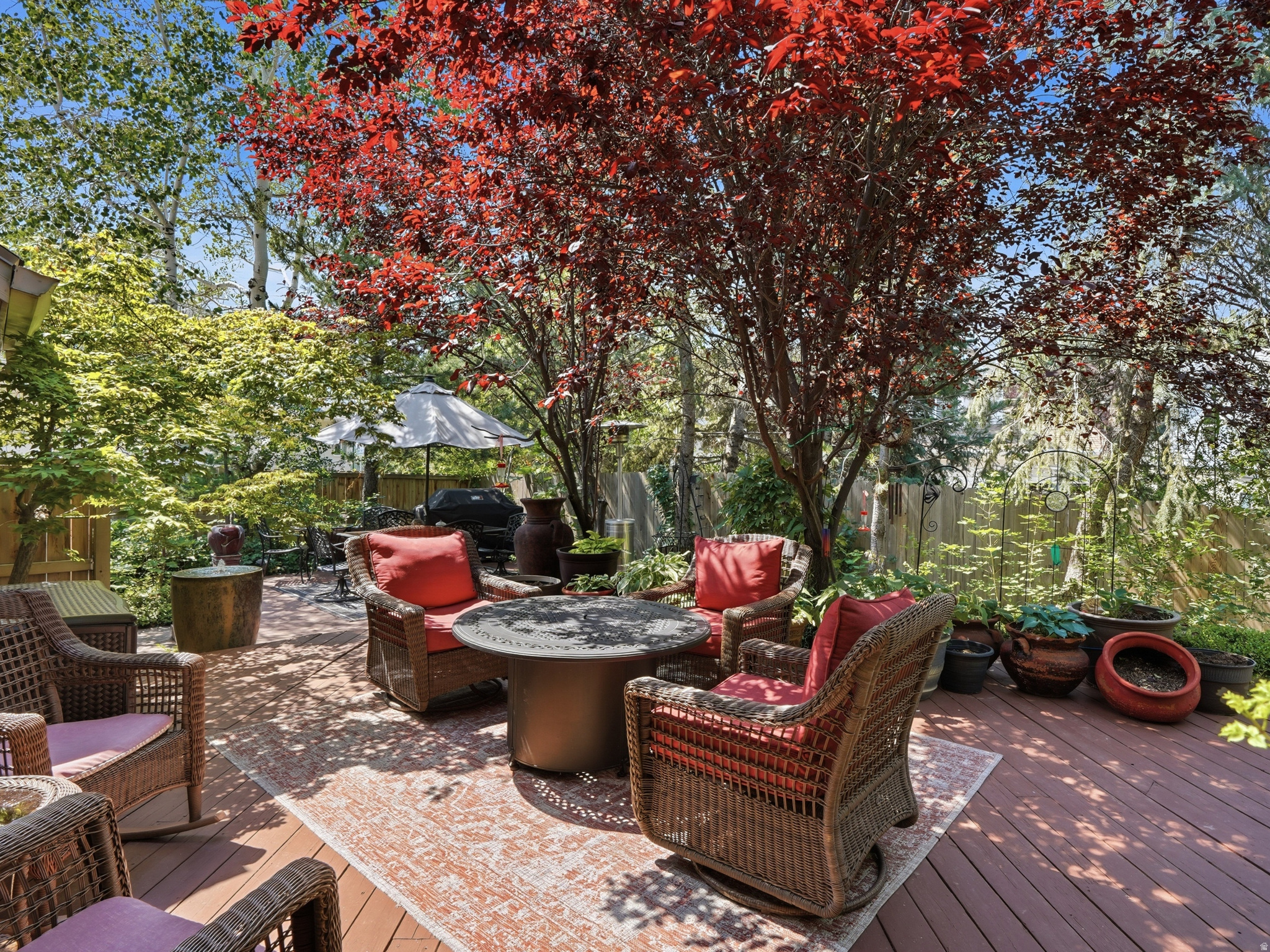 HIDDEN OAKS - Residential