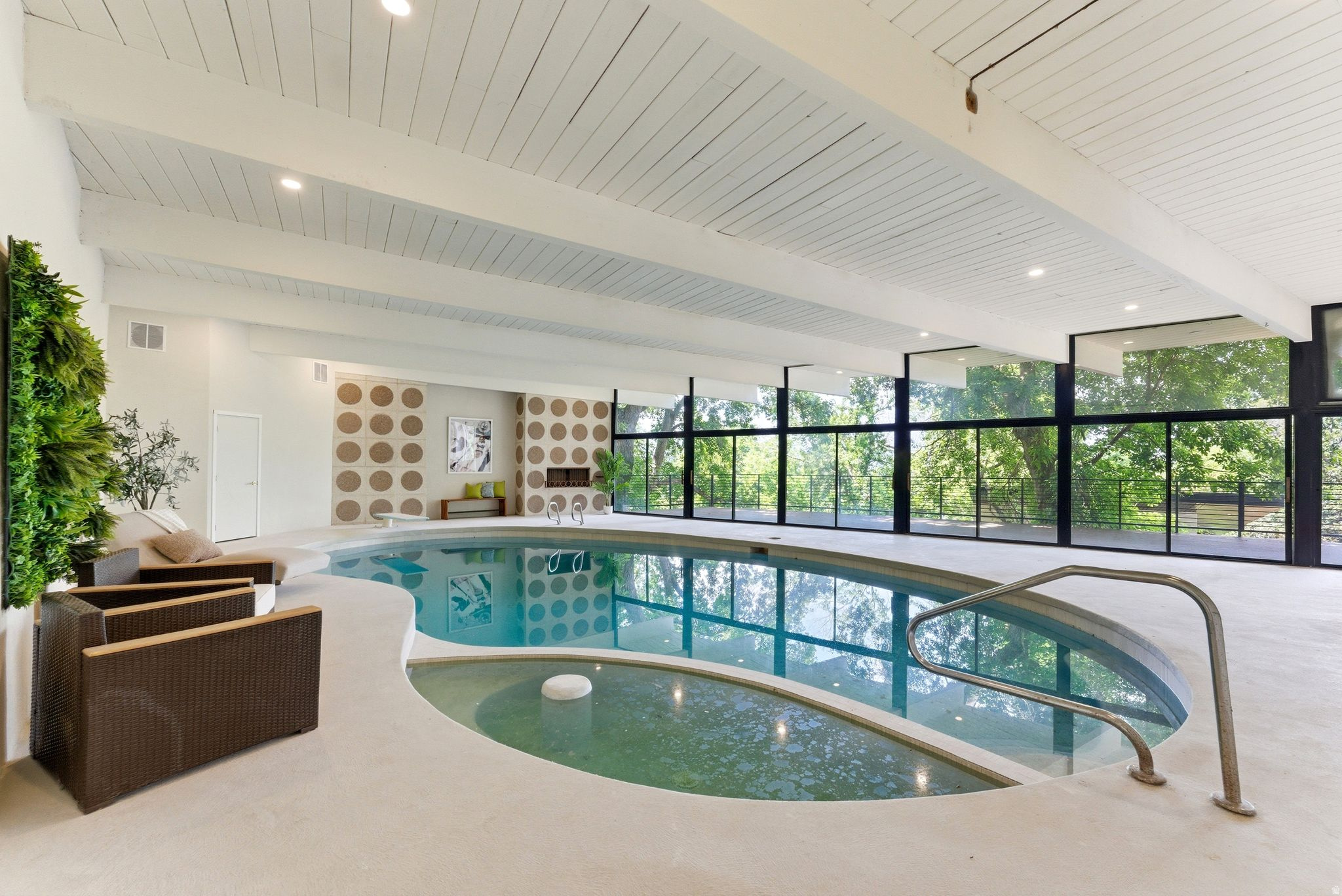 INDIAN HILLS - Residential