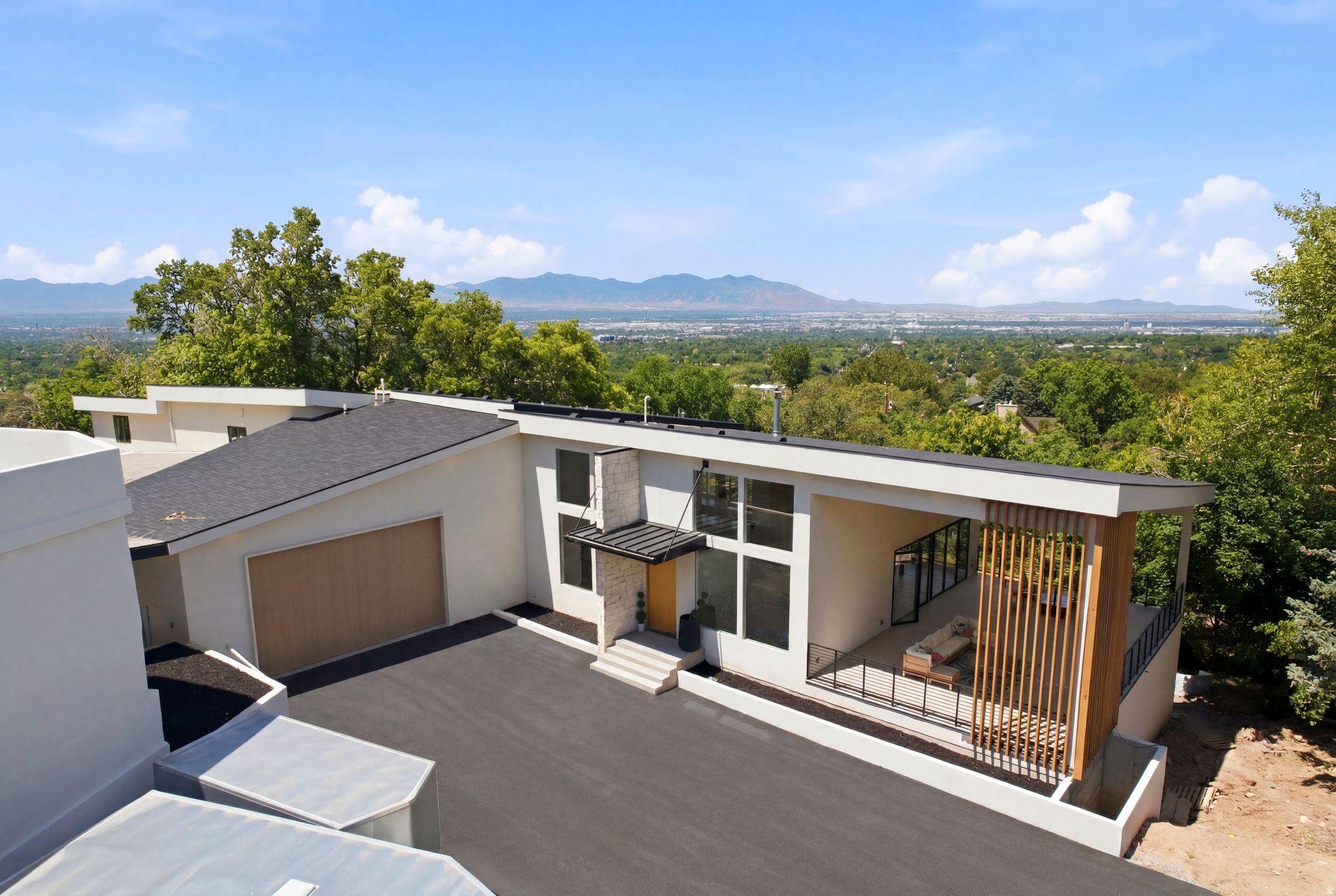 INDIAN HILLS - Residential
