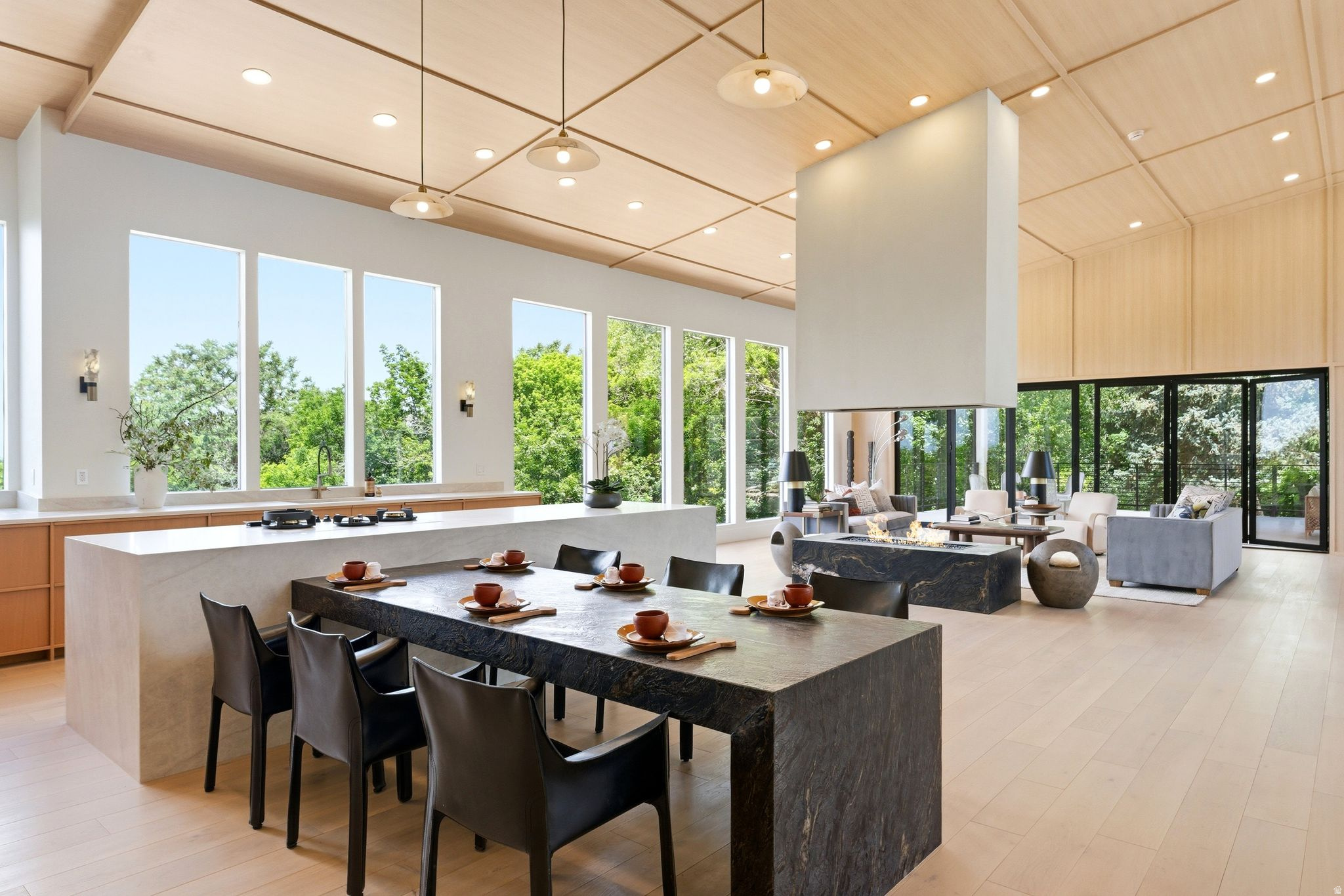 INDIAN HILLS - Residential