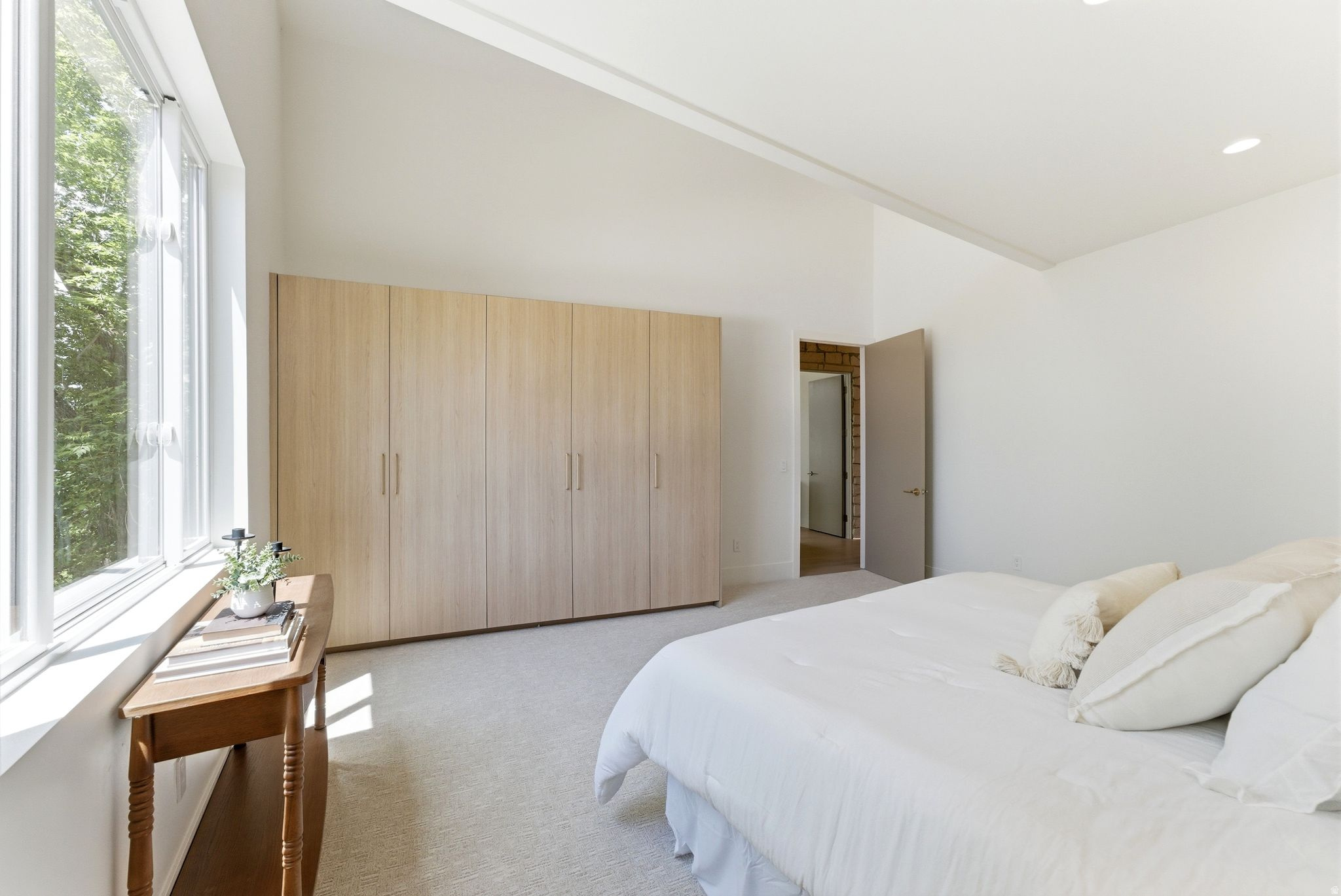INDIAN HILLS - Residential