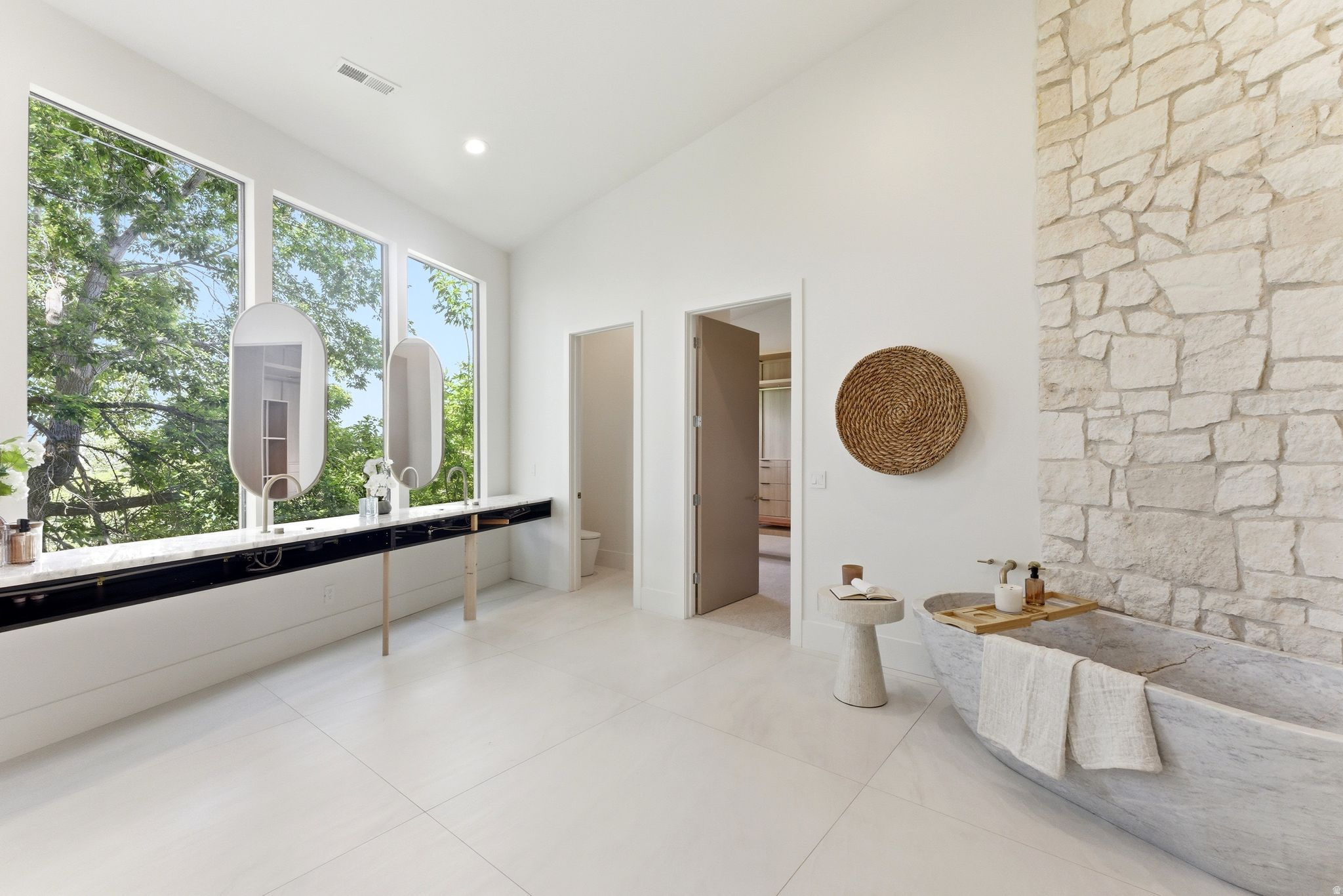 INDIAN HILLS - Residential