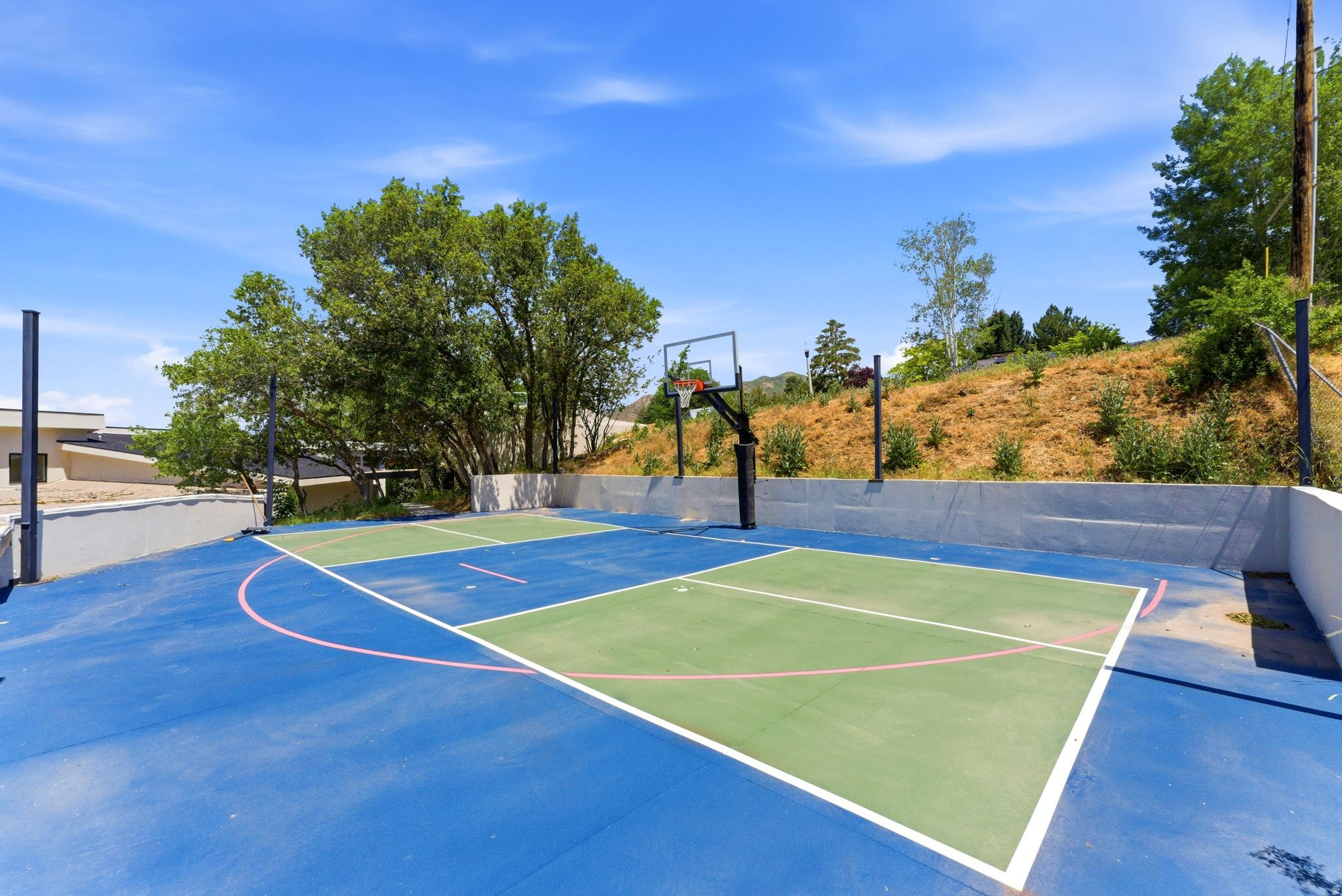INDIAN HILLS - Residential