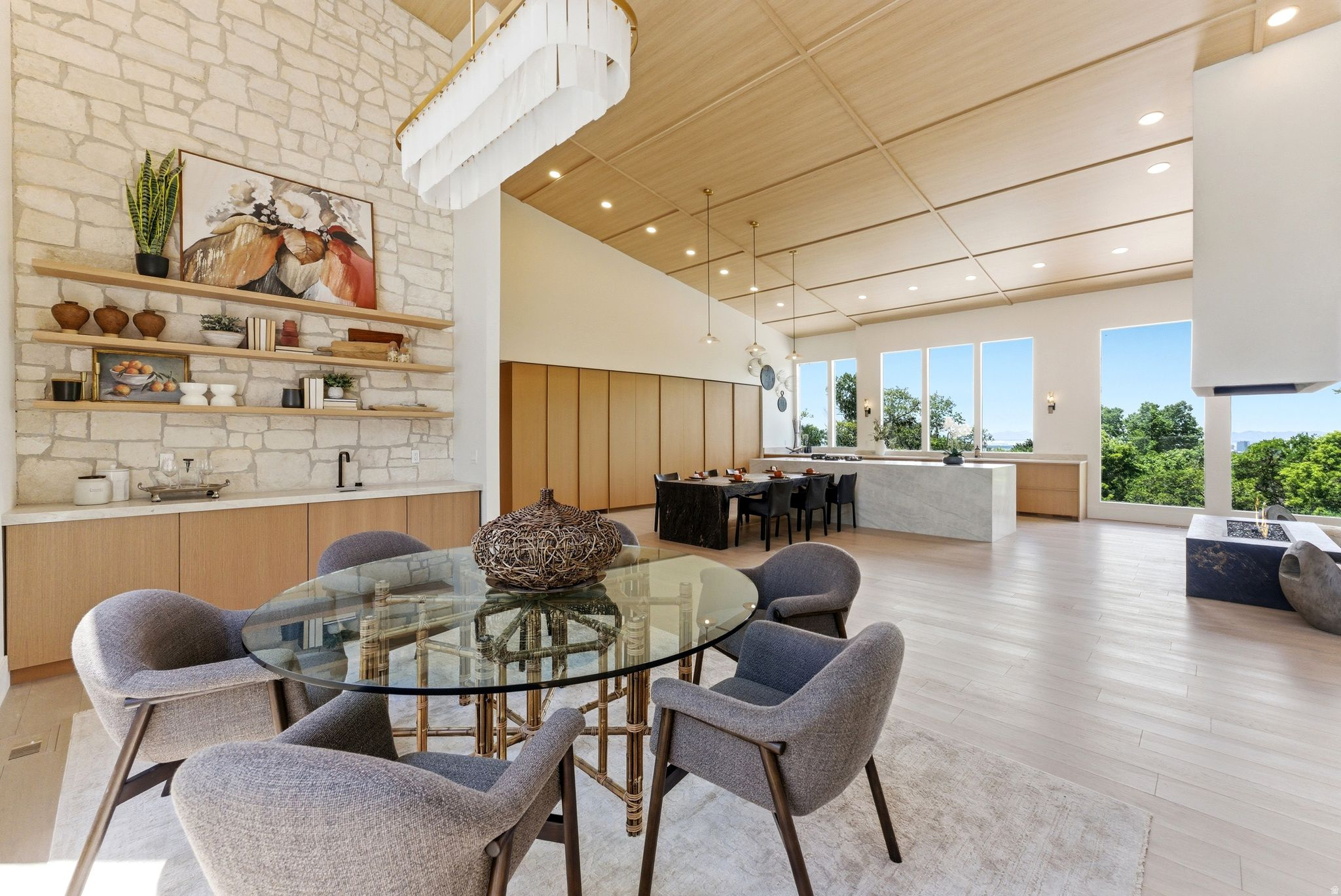 INDIAN HILLS - Residential