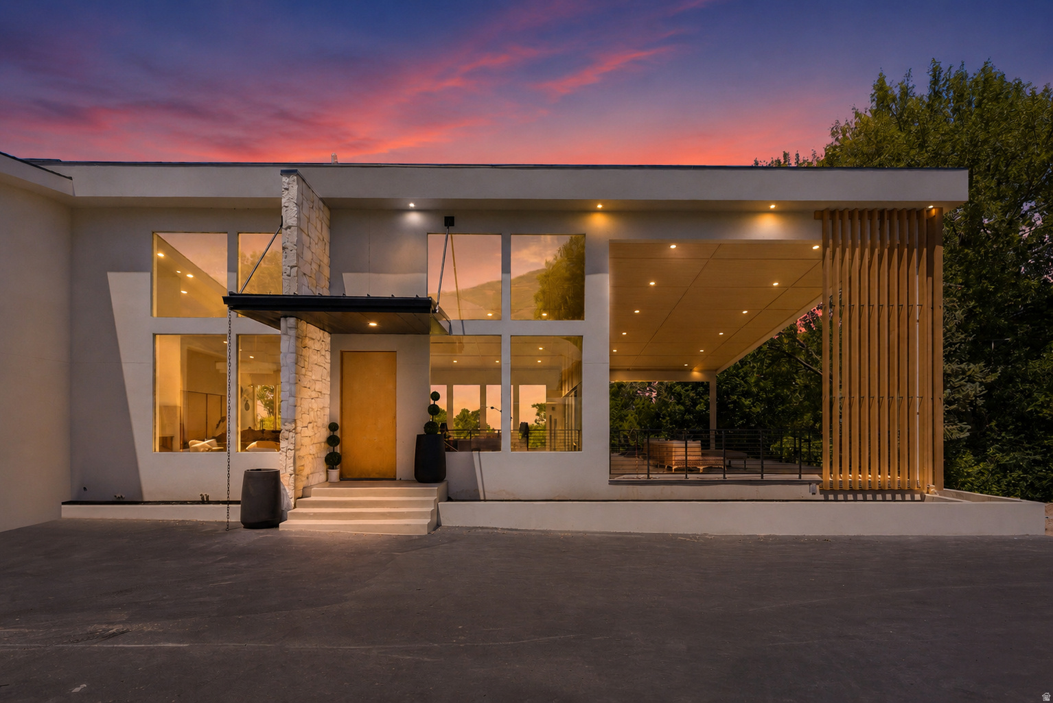 INDIAN HILLS - Residential