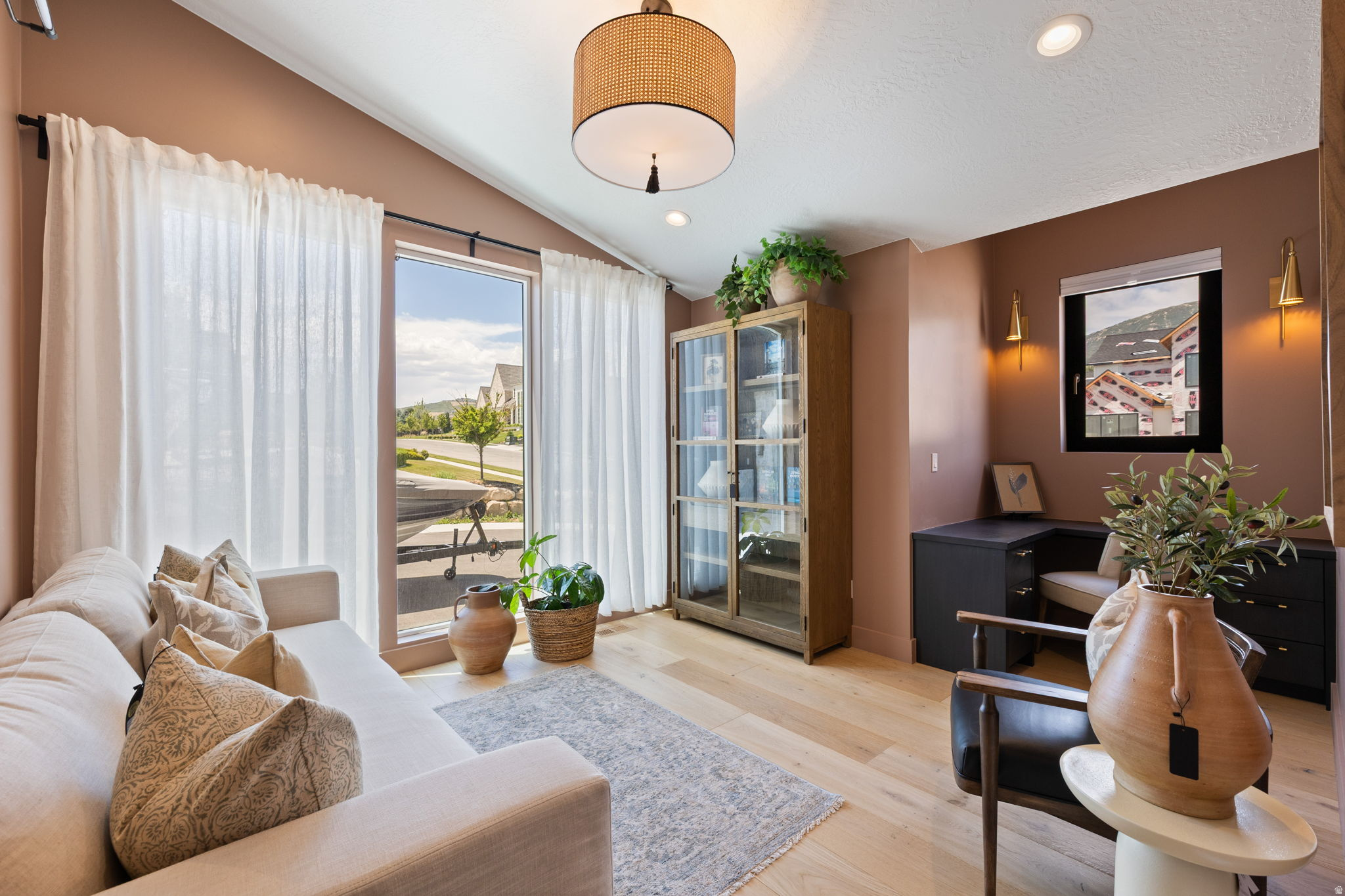 ALPINE VIEW - Residential