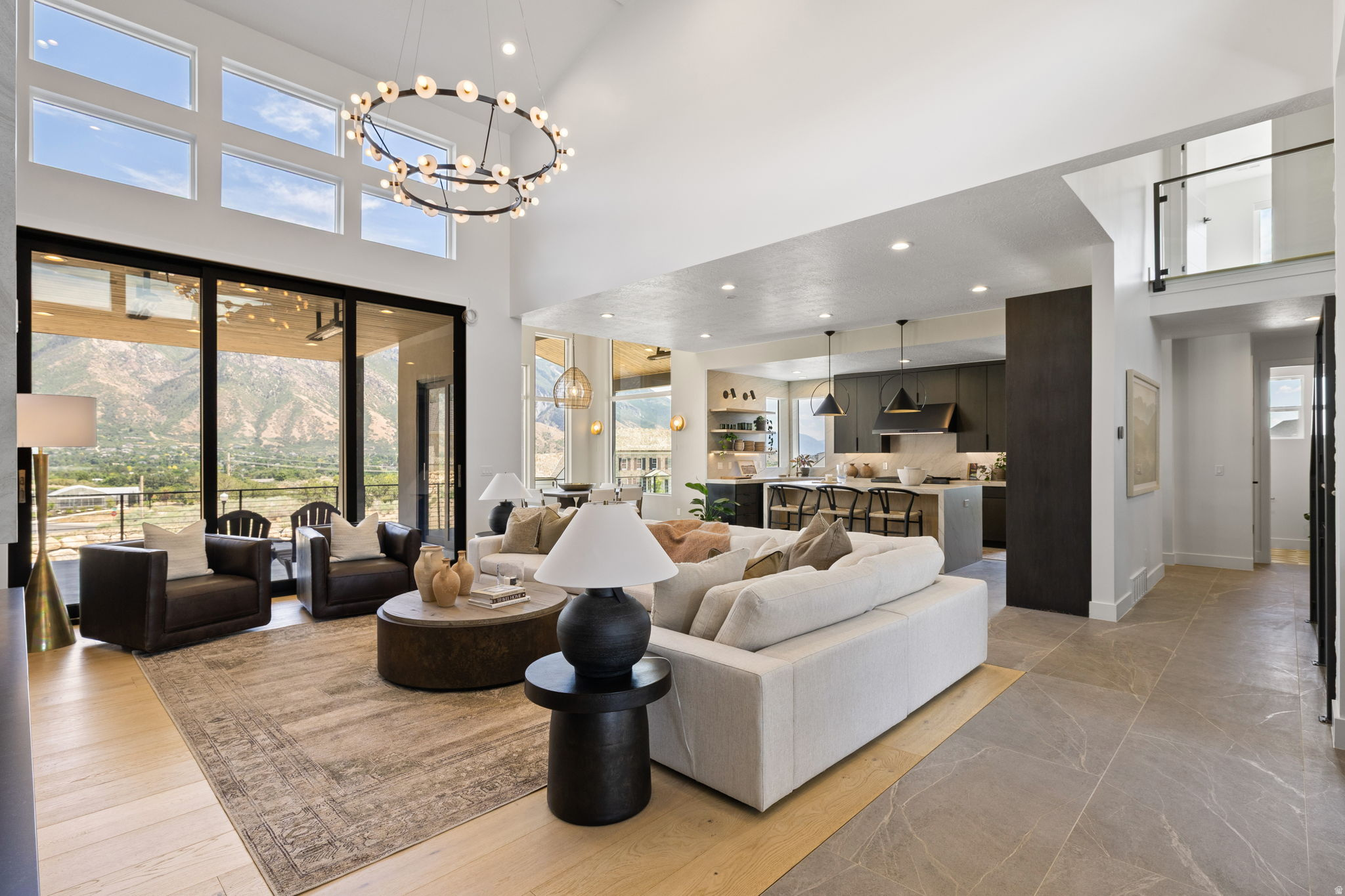 ALPINE VIEW - Residential