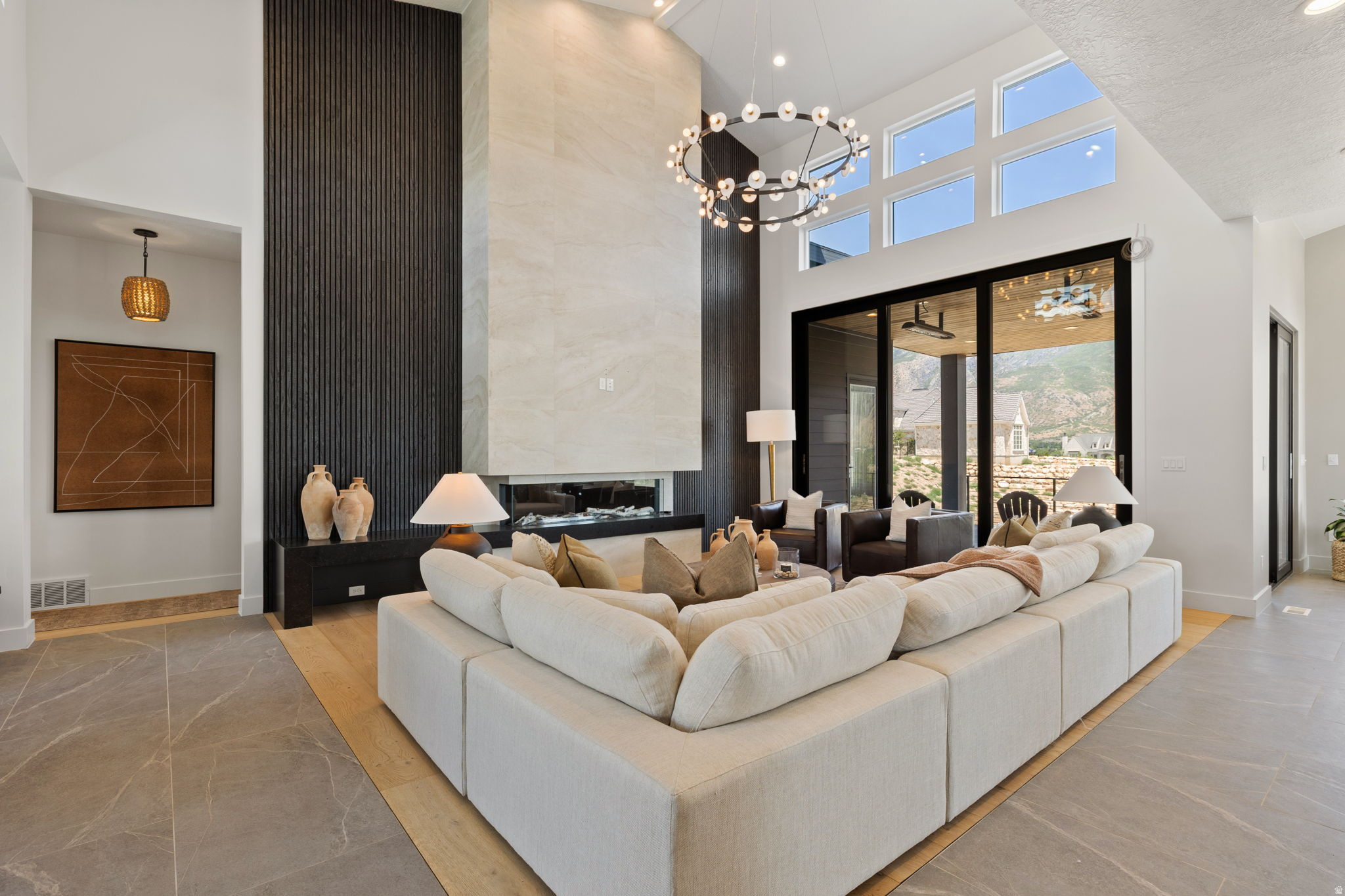 ALPINE VIEW - Residential