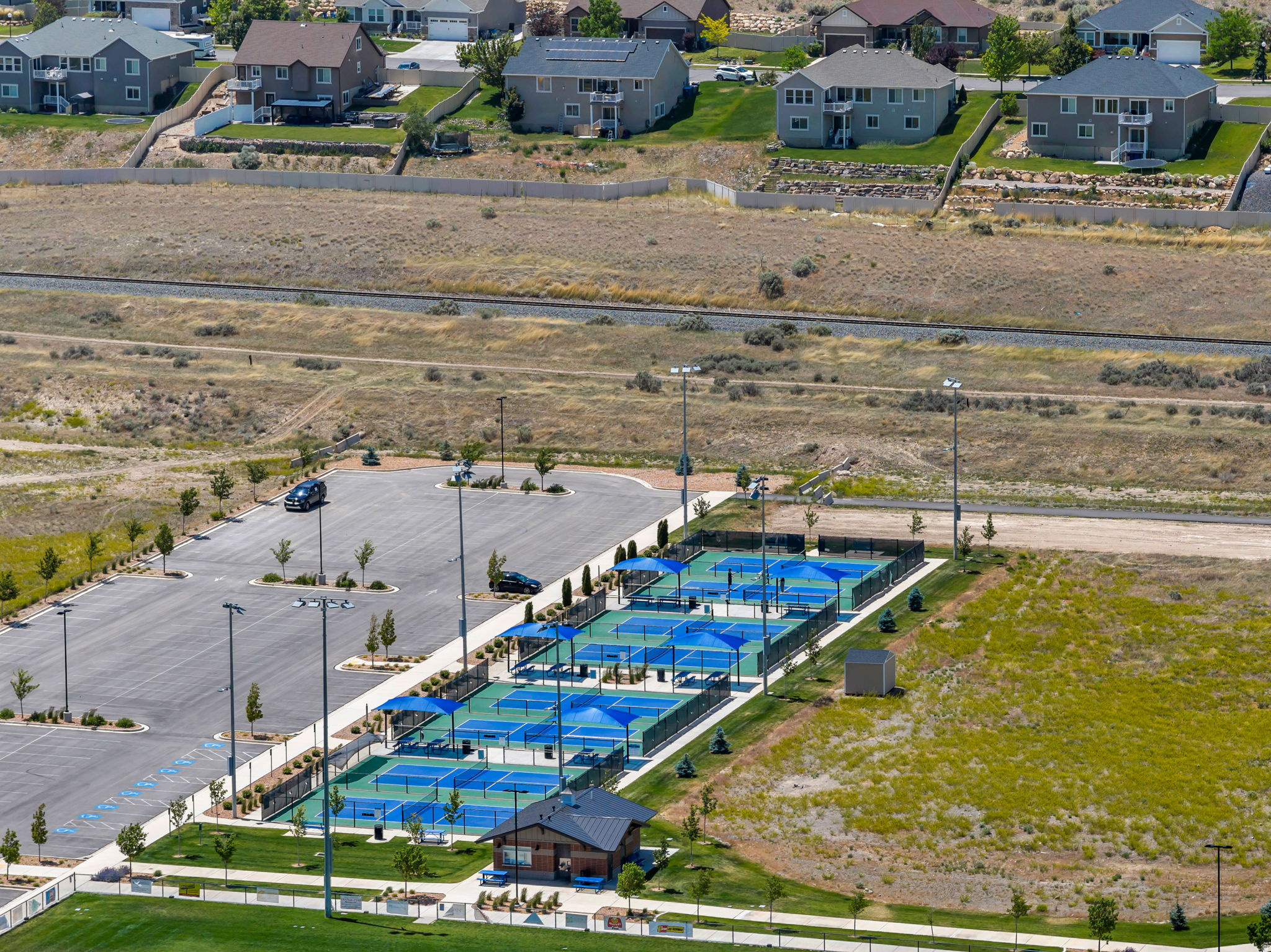 SUMMIT RIDGE - Residential