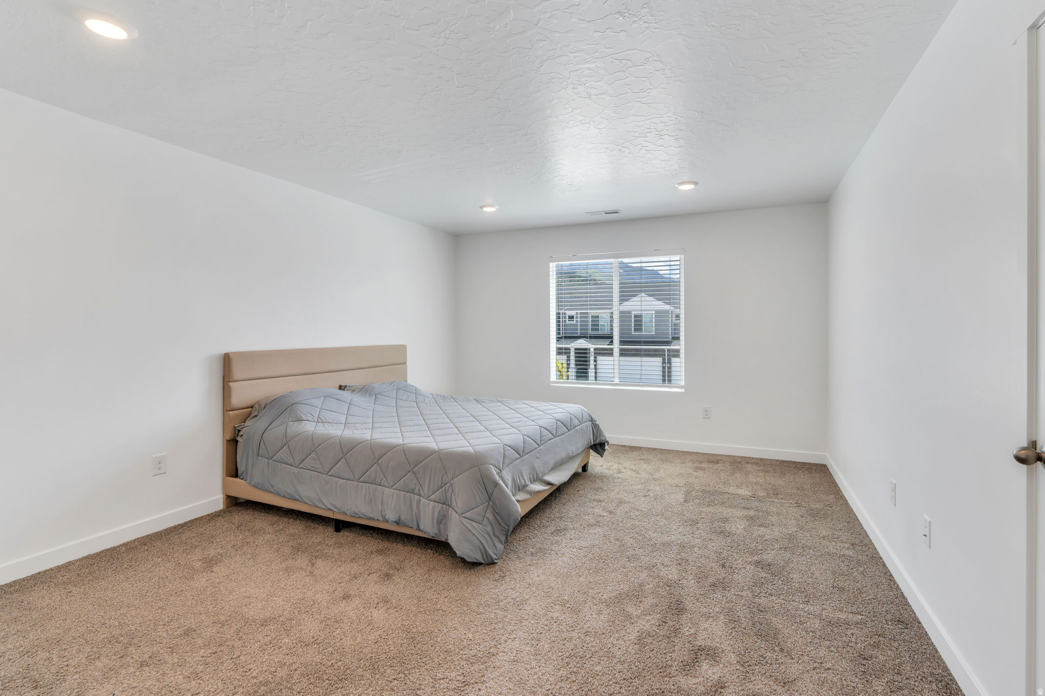 SUMMIT RIDGE - Residential