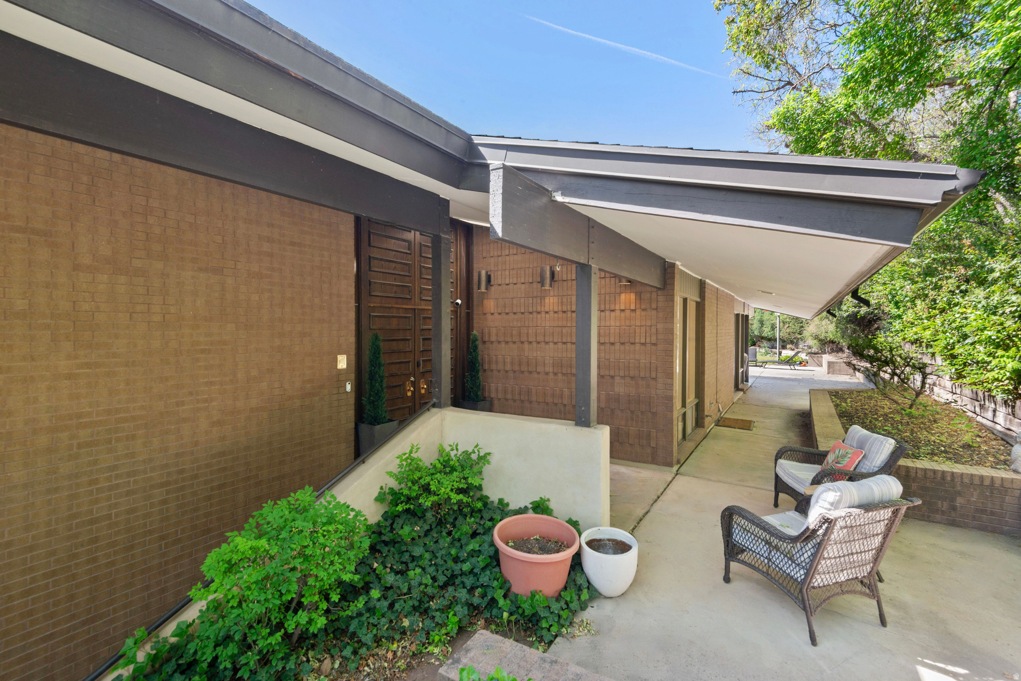 OAK HILLS - Residential