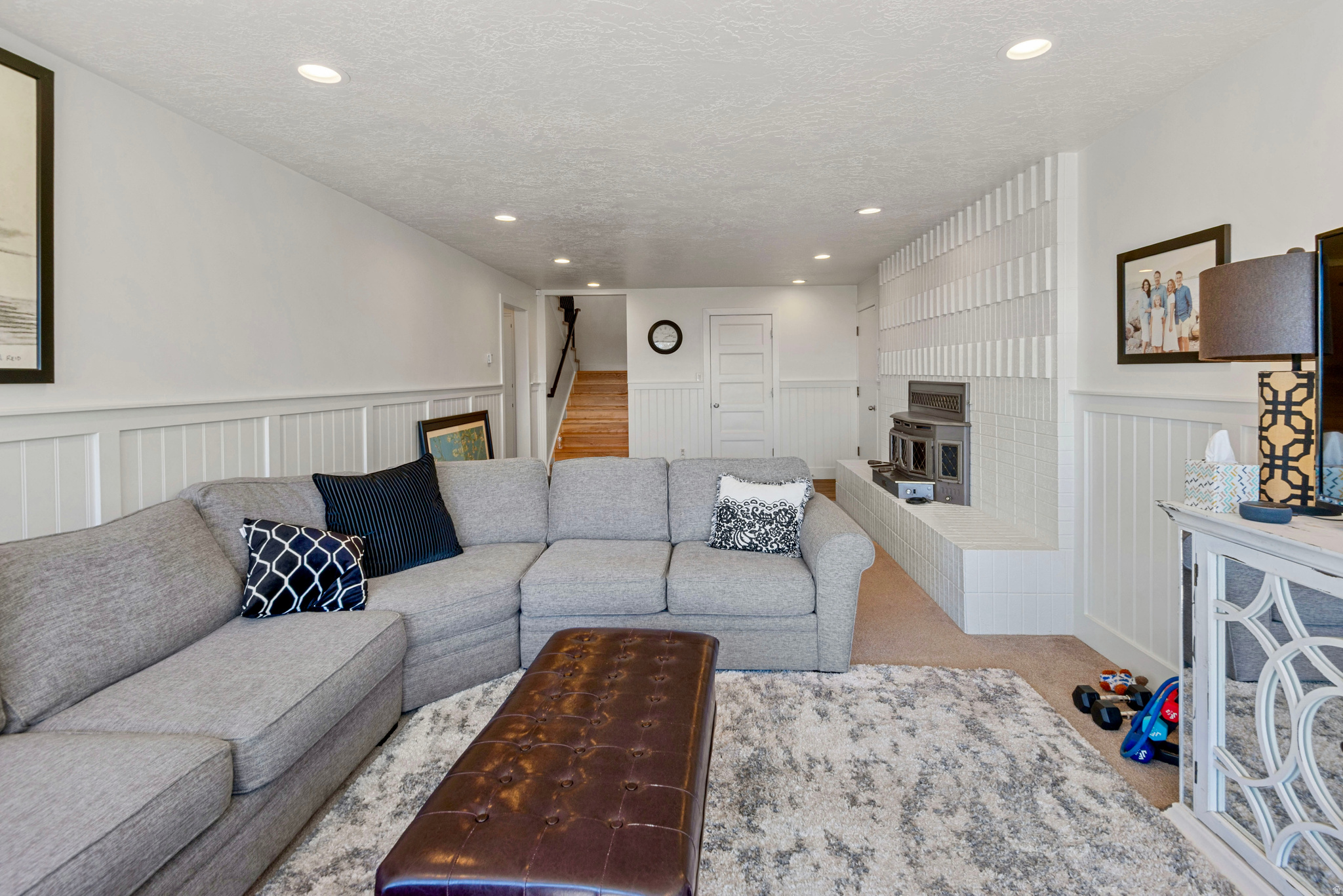 OAK HILLS - Residential