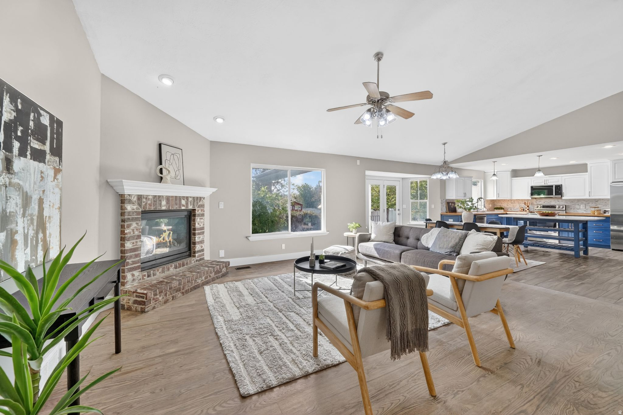 MEADOWS - Residential