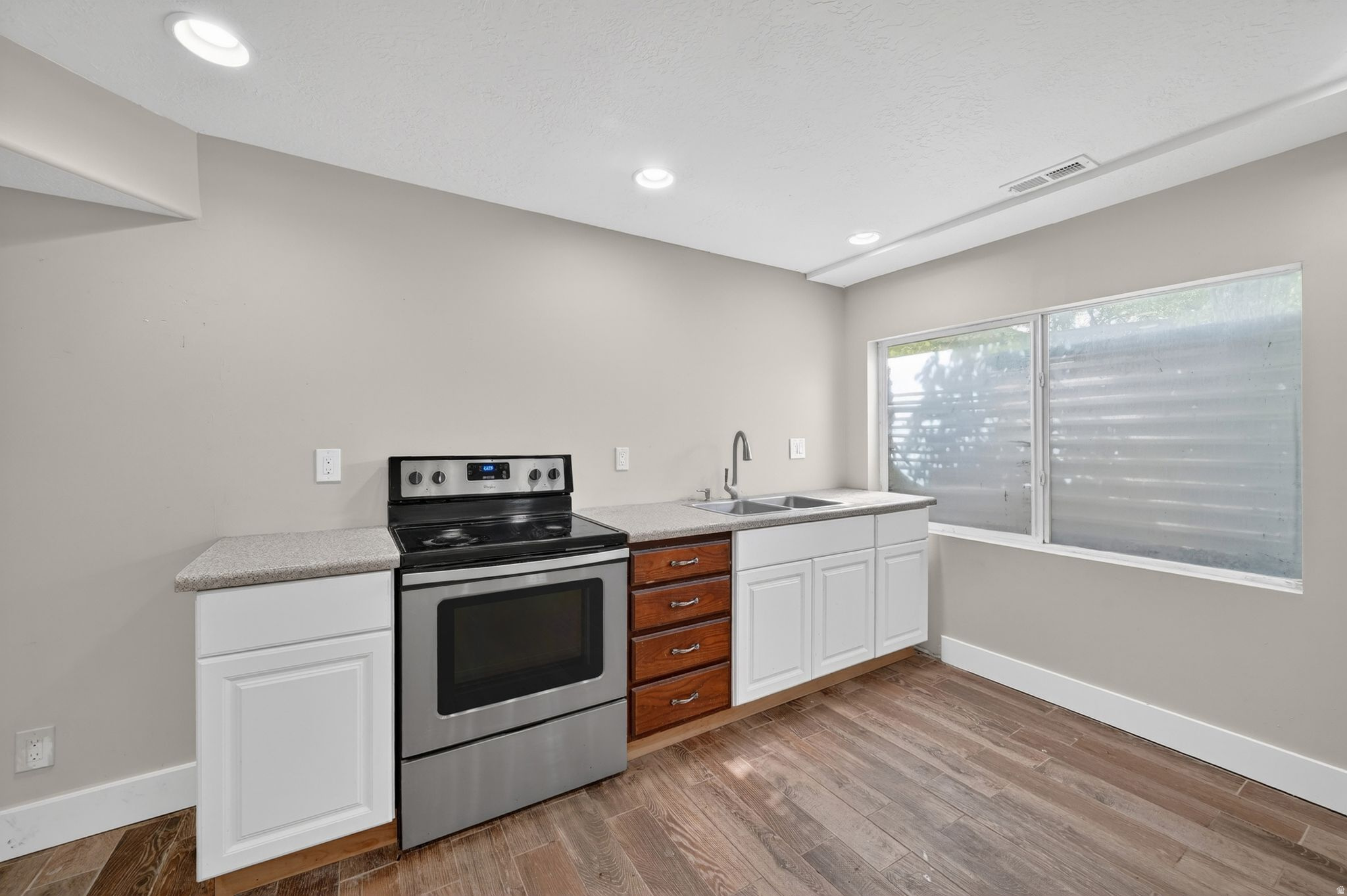 MEADOWS - Residential