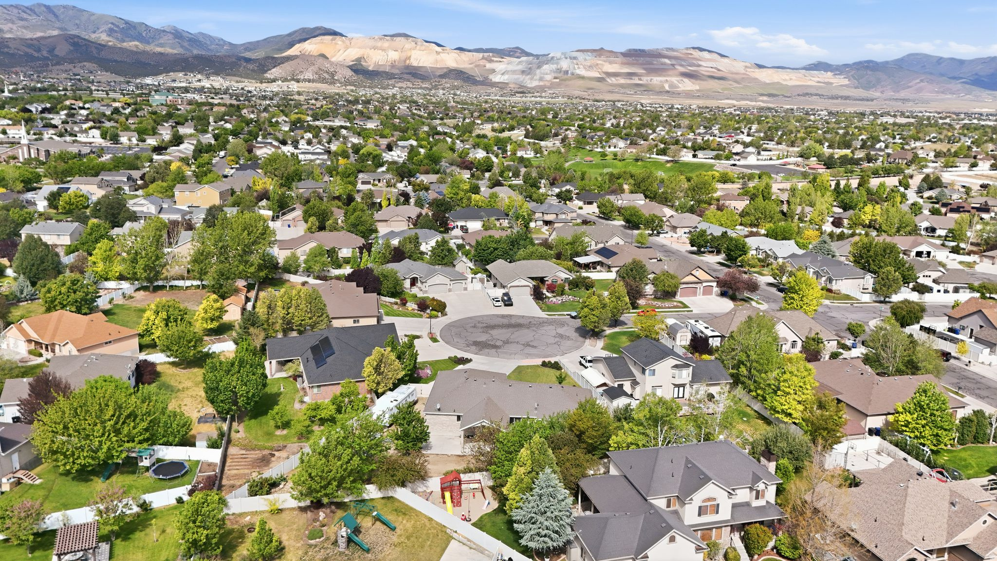 MEADOWS - Residential