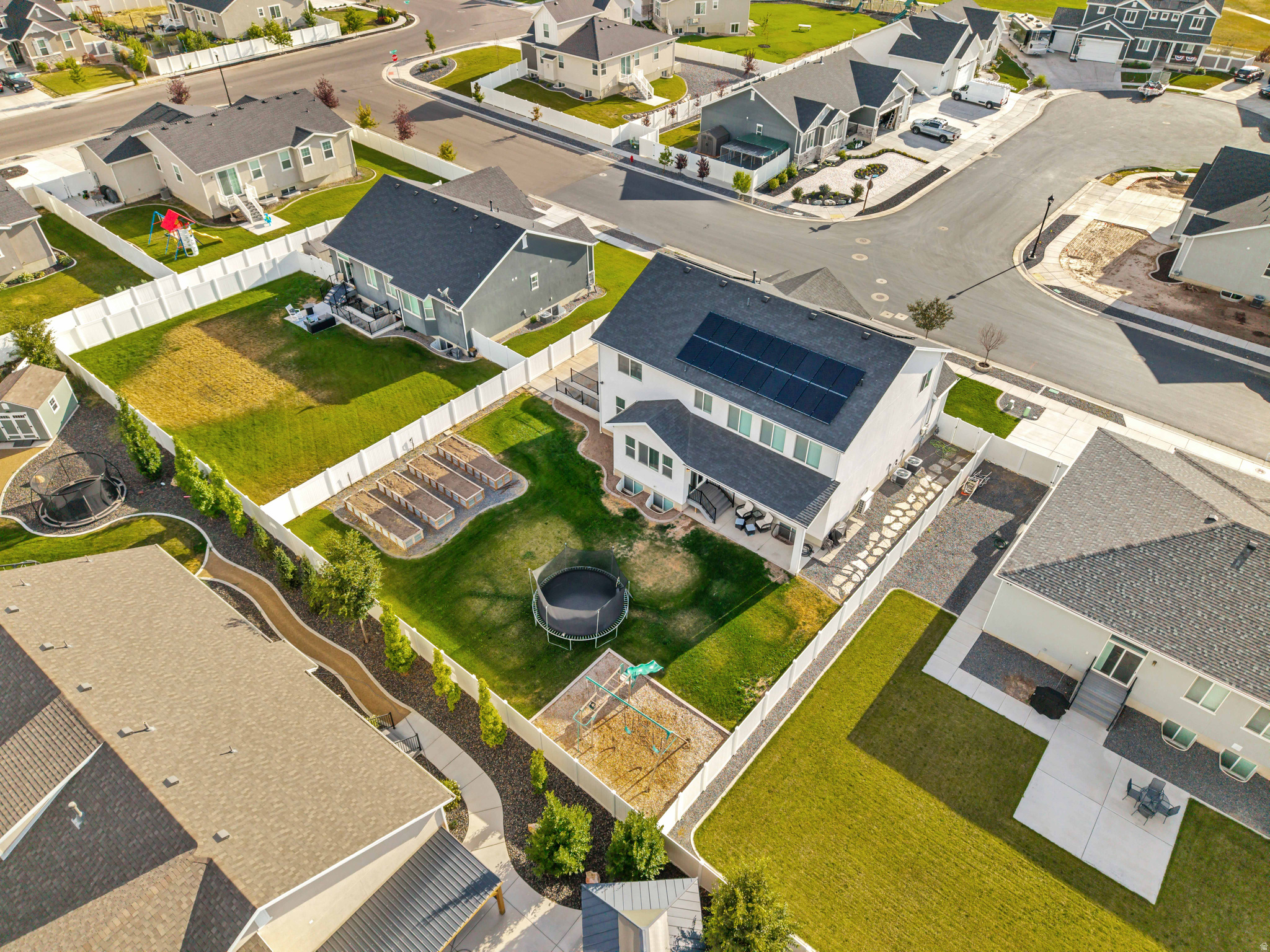 HALLS CROSSING - Residential