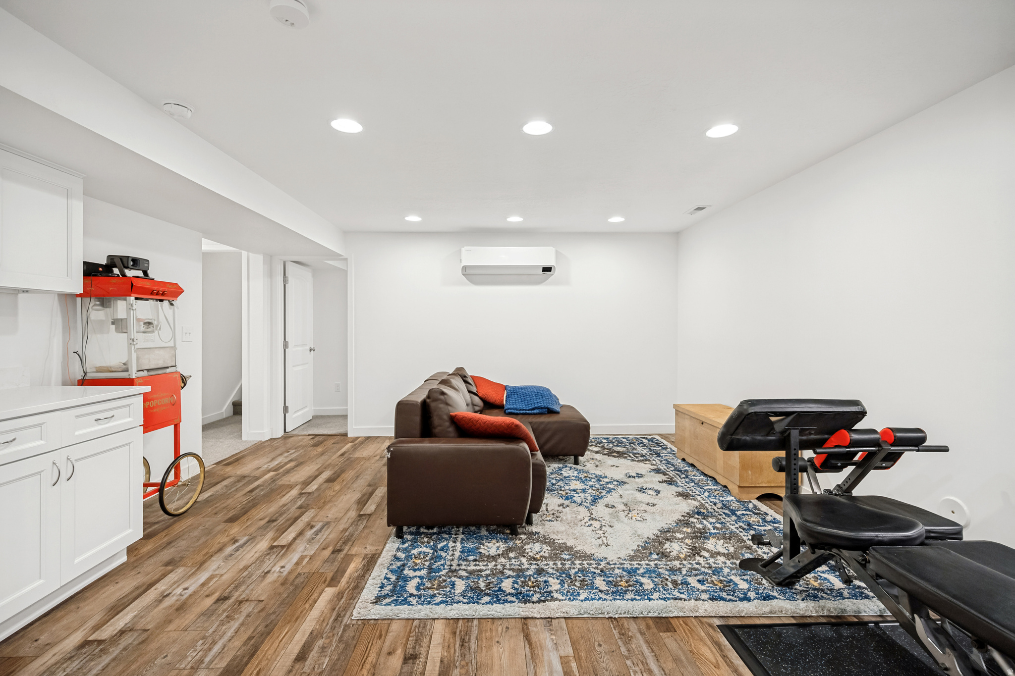 HALLS CROSSING - Residential