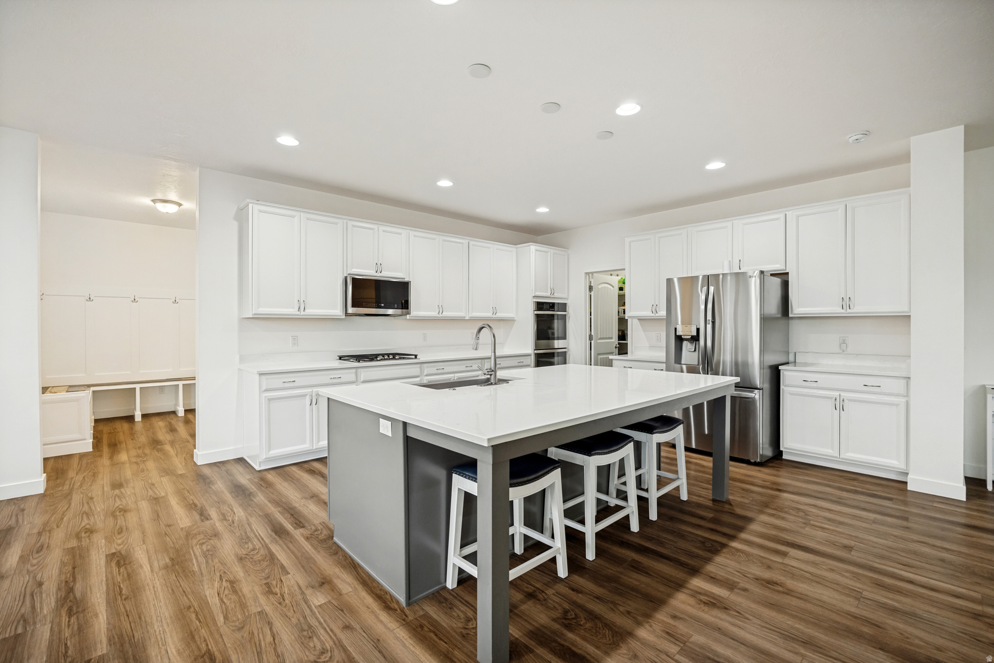 HALLS CROSSING - Residential