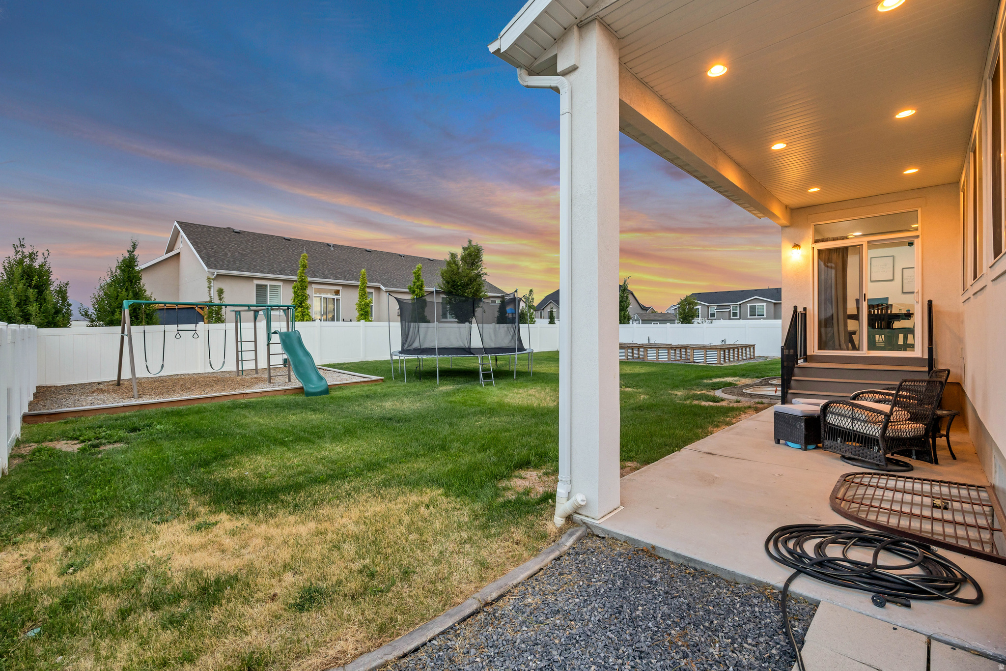 HALLS CROSSING - Residential