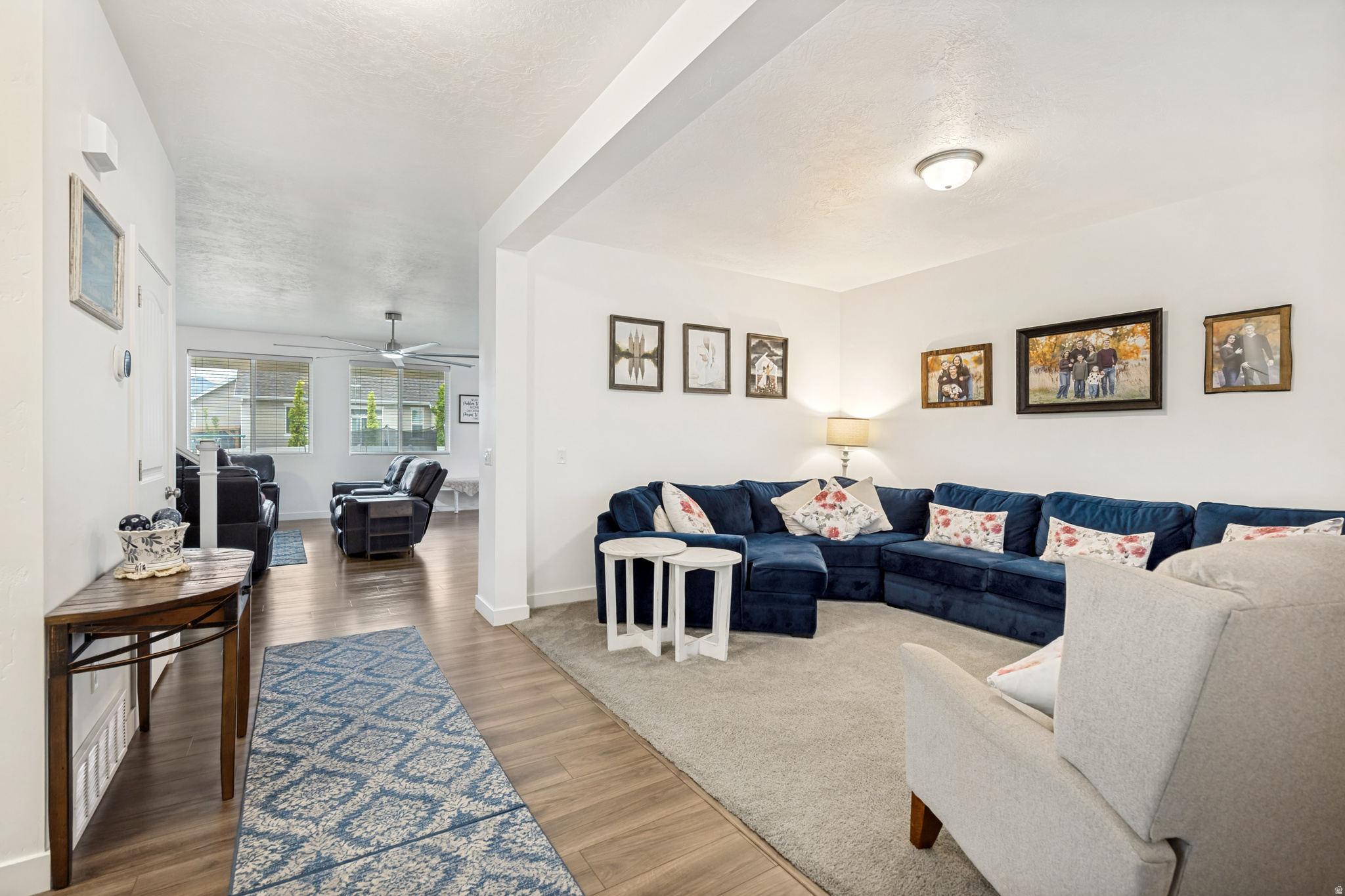 HALLS CROSSING - Residential