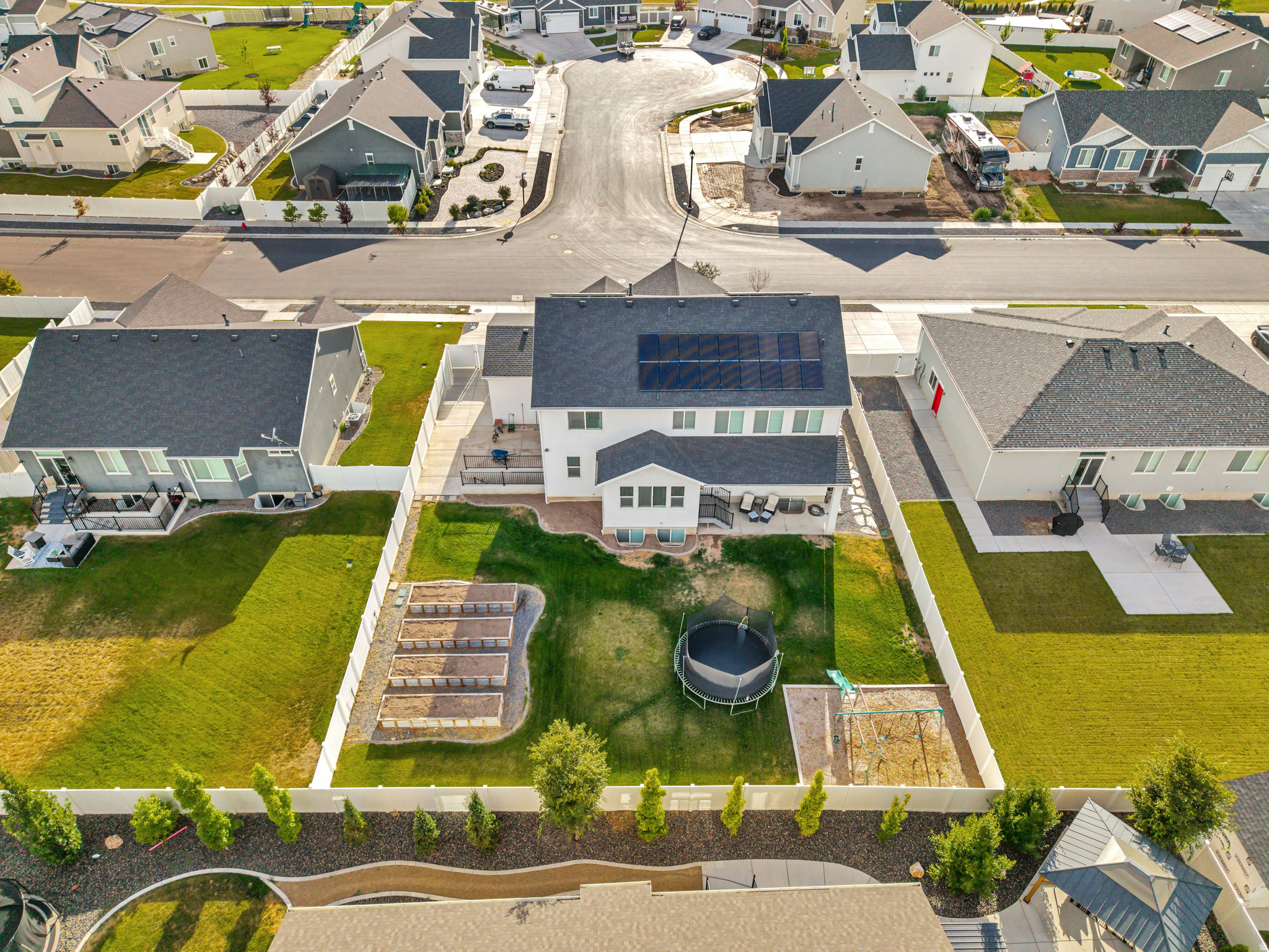 HALLS CROSSING - Residential