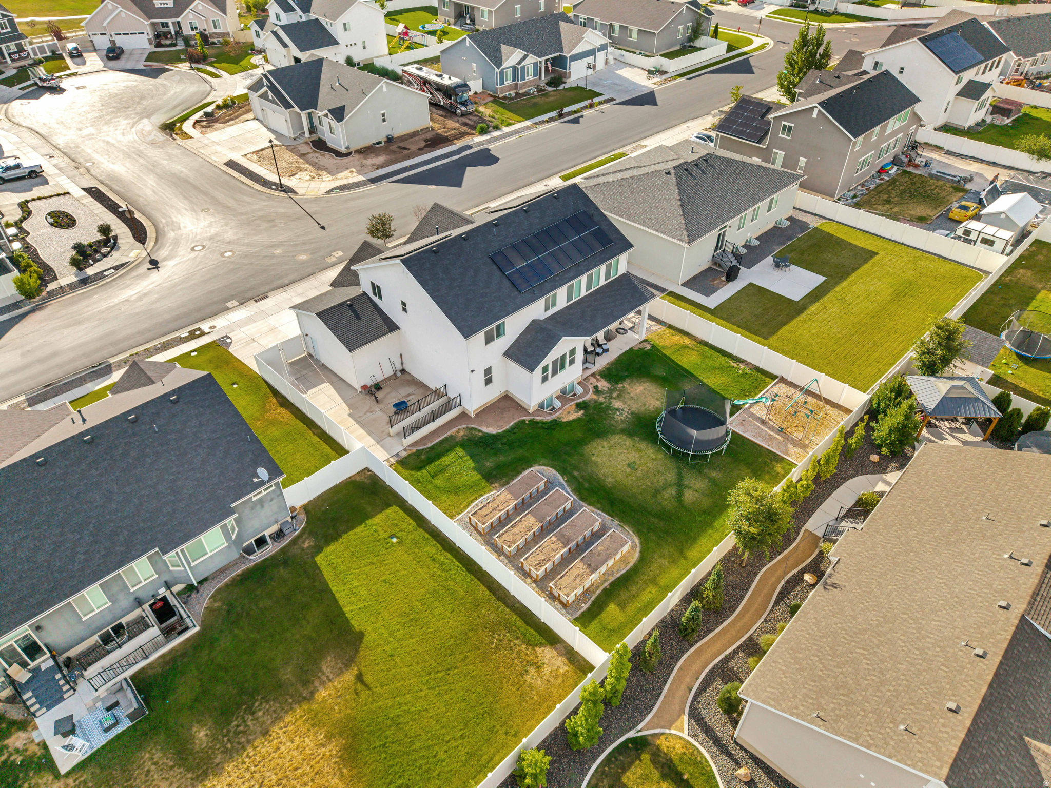 HALLS CROSSING - Residential