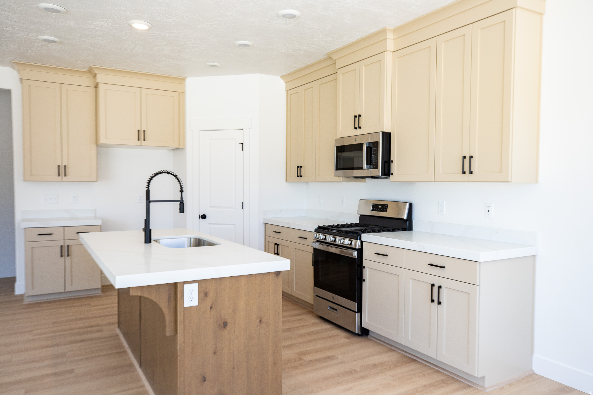 PARKWAY FIELDS SINGLES 2 - Residential