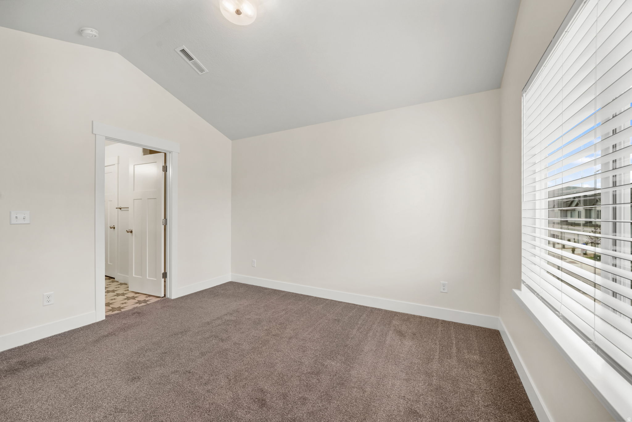 RIVER POINT - Residential