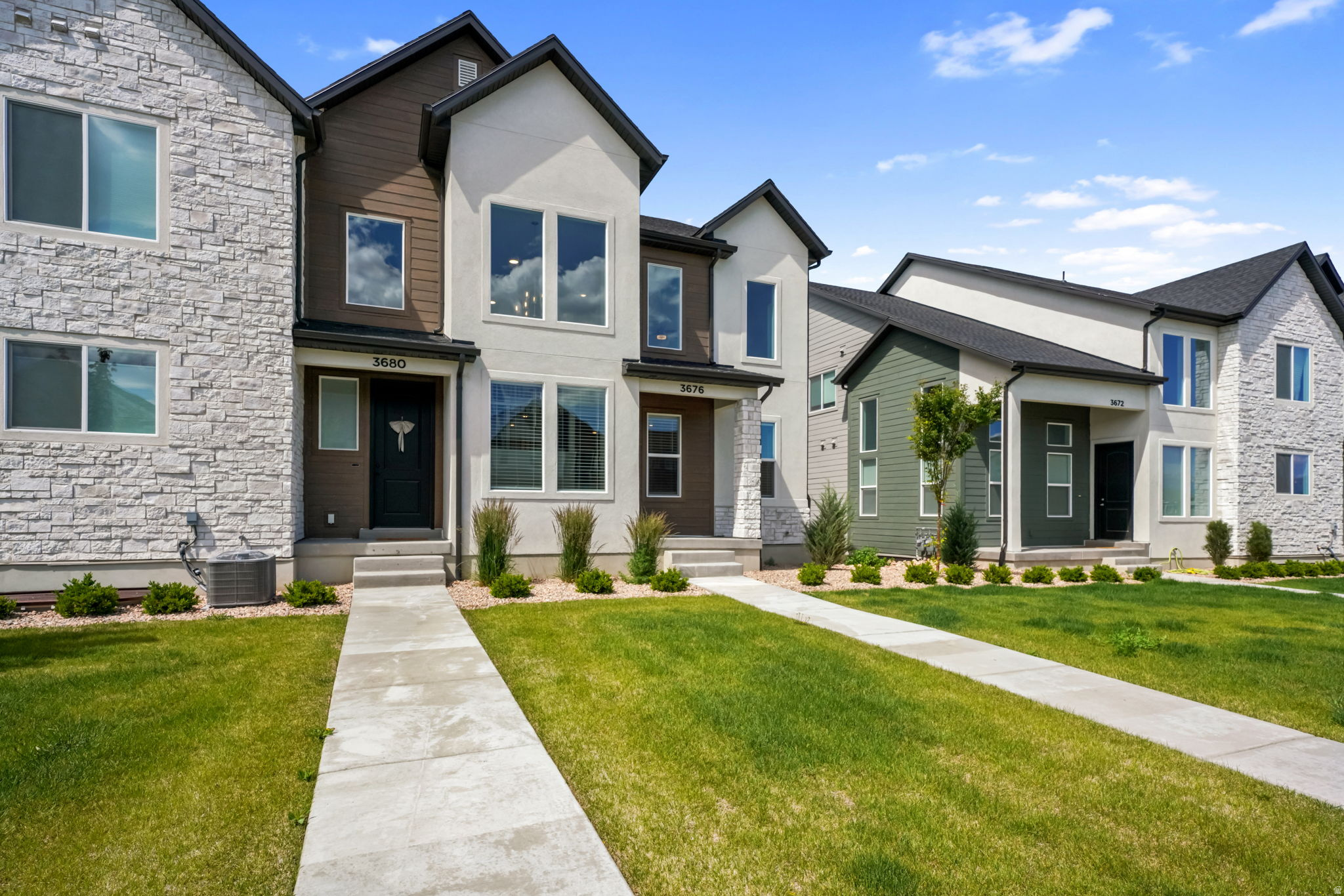 RIVER POINT - Residential
