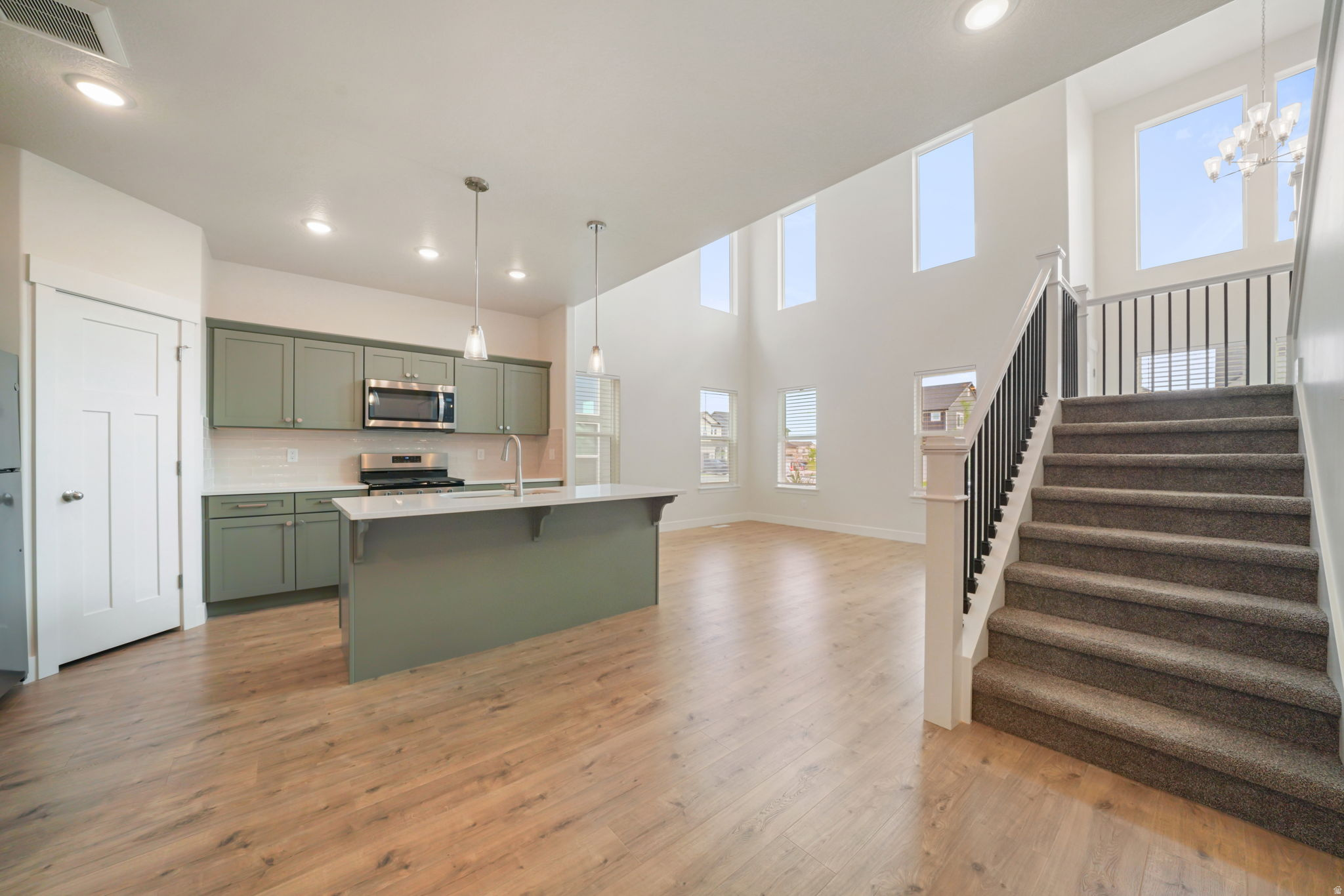 RIVER POINT - Residential