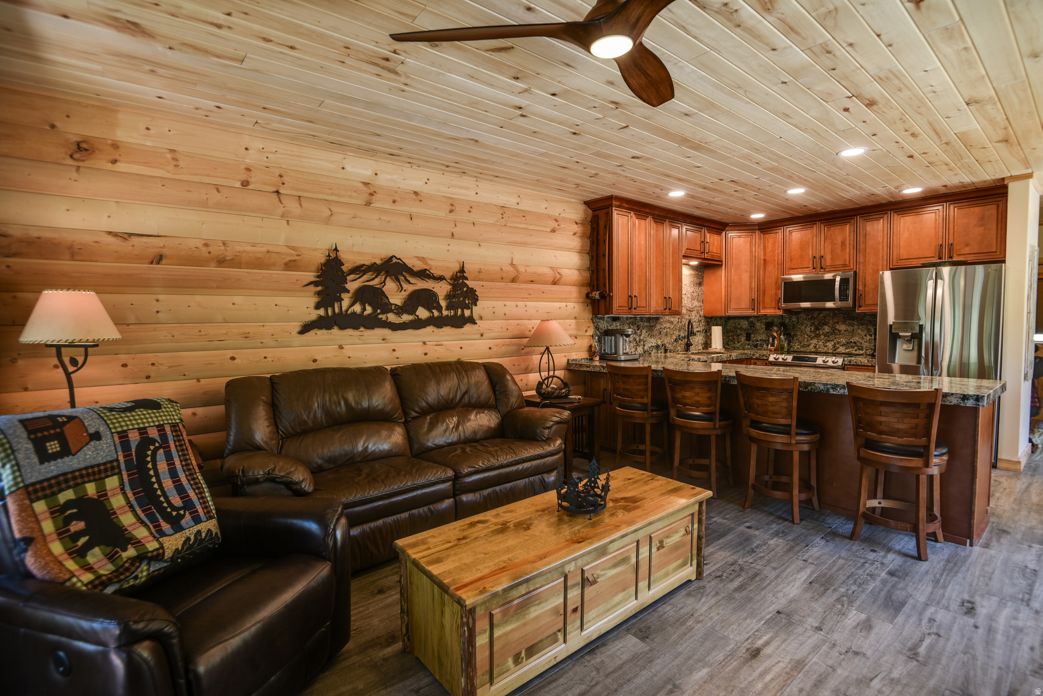 SNOWFLAKE CONDOS - Residential