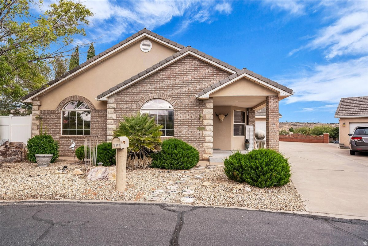 ENGLISH OAKS EST 1 AMD - Residential